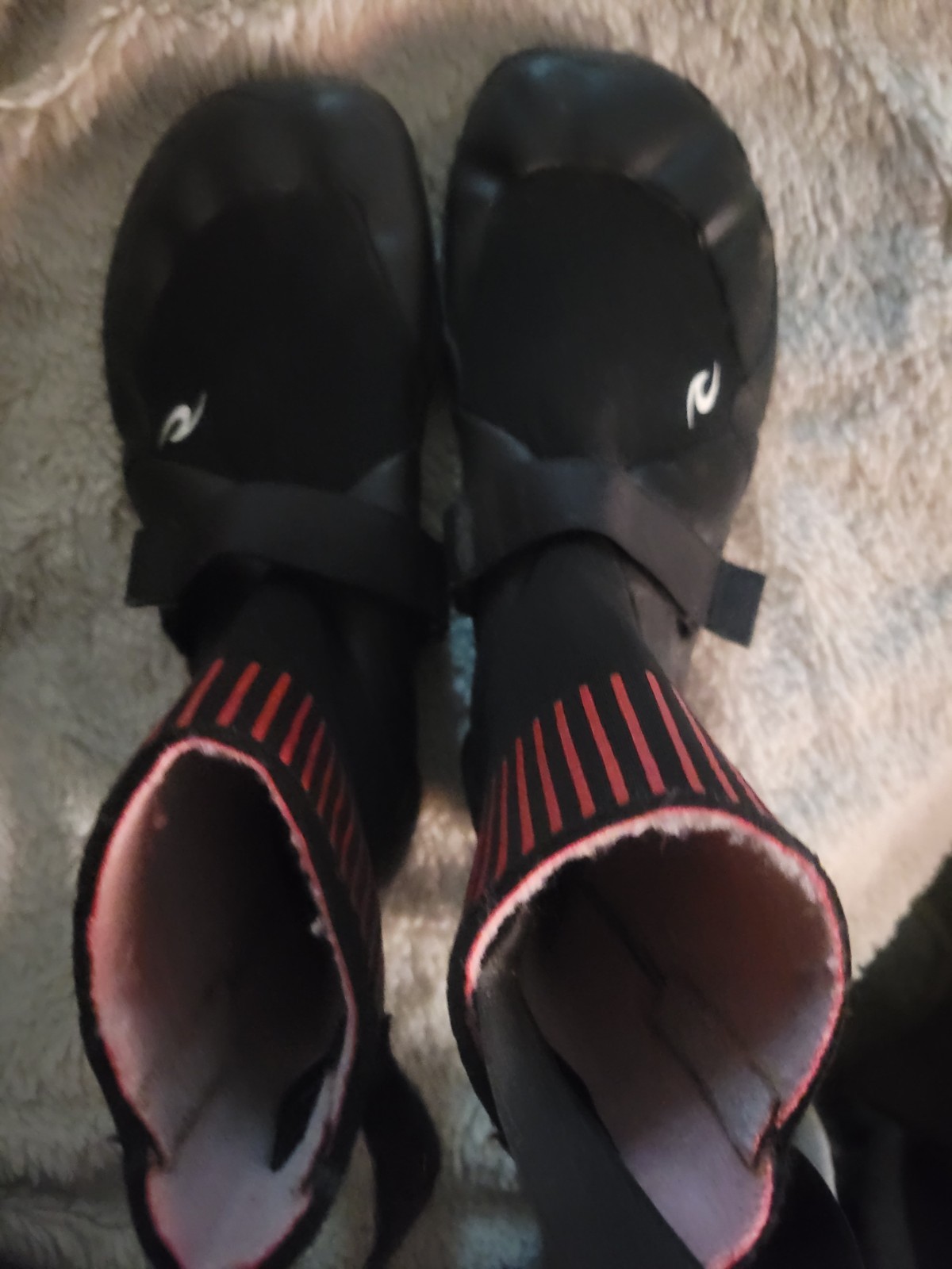 RipCurl Mens Flash Bomb Booties Size 10 Black 5mm Neoprene