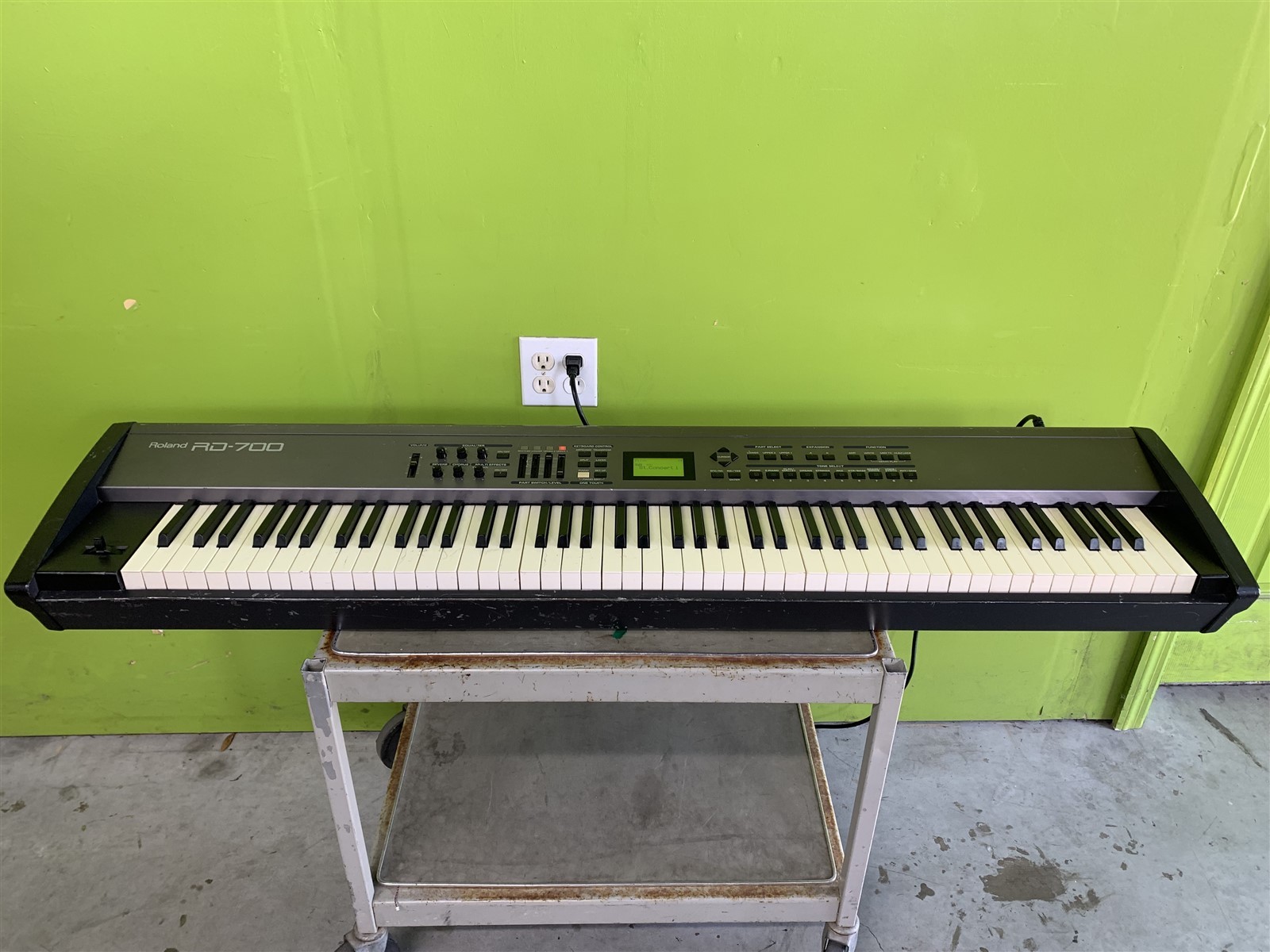Roland RD-700 Digital Stage Piano 88-Key
