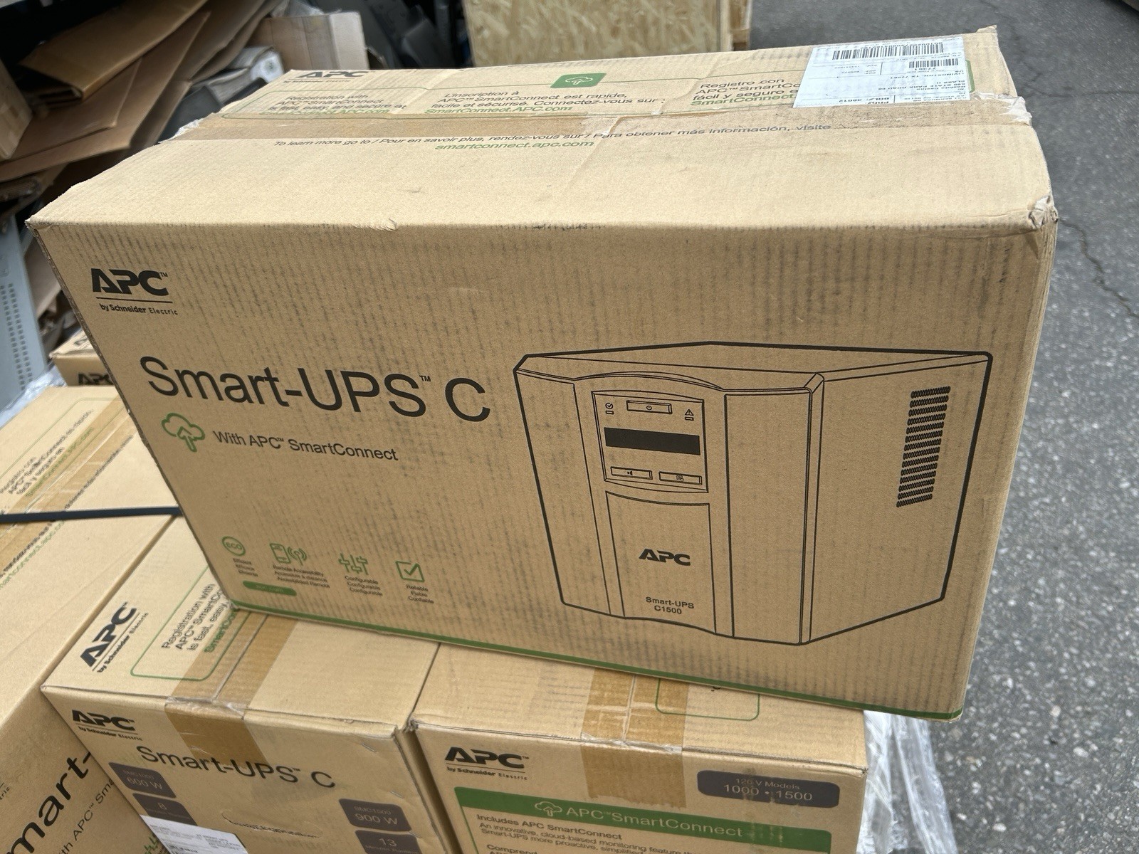 APC SMART SMC1000C UPS C 1000 VA LCD 120 V with SmartConnect new in box