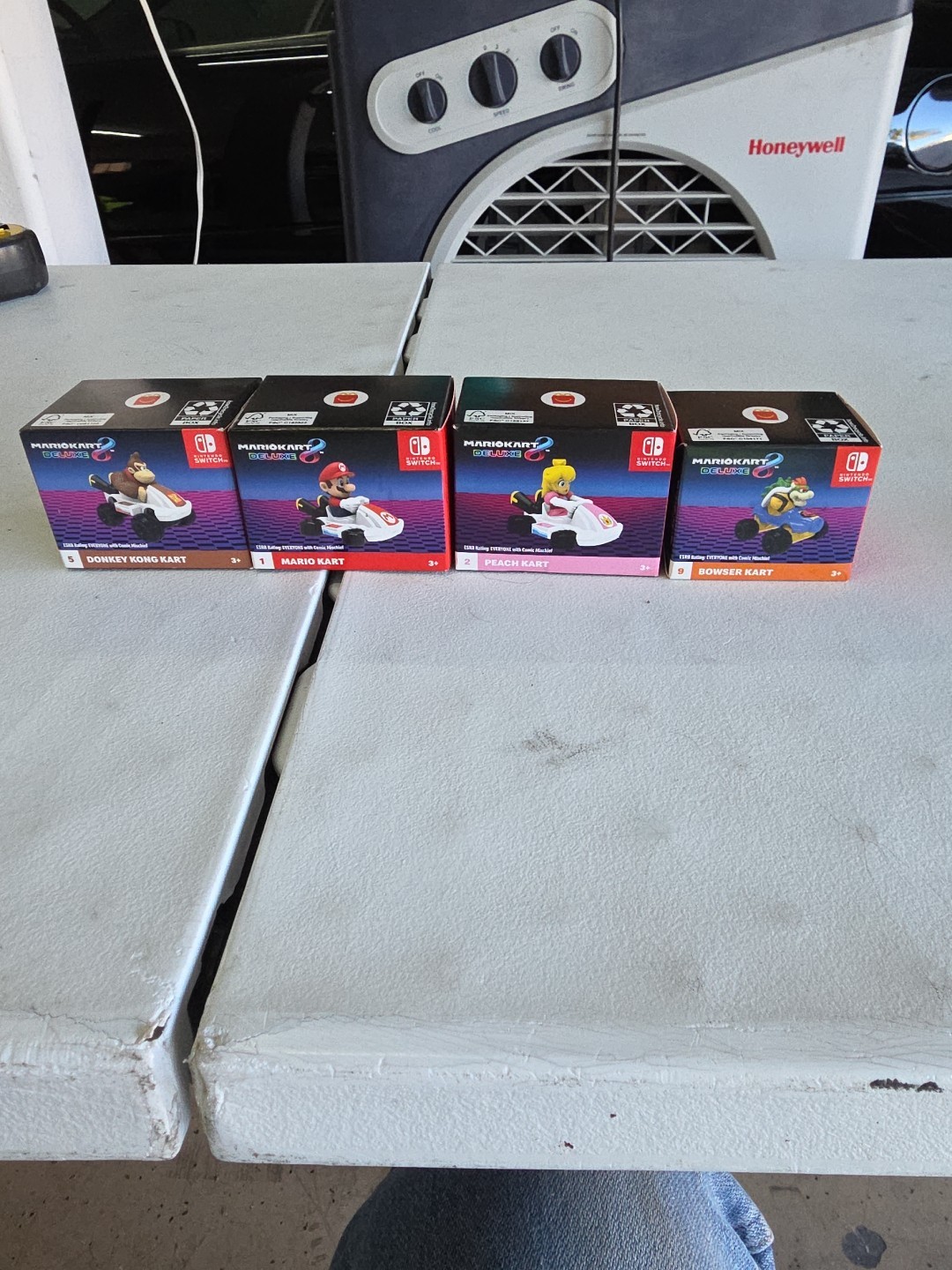 2024 McDonald's Mariokart Nintendo Switch Happy Meal Toys Lot Of 4