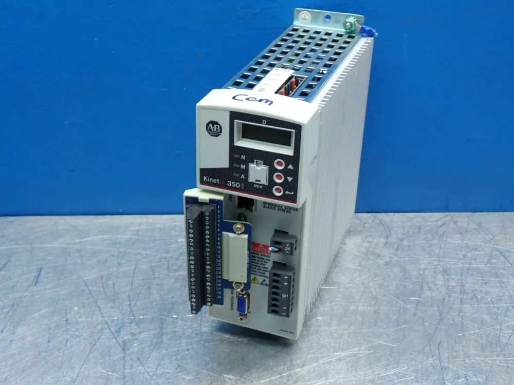 ALLEN BRADLEY KINETIX SINGLE-AXIS SERVO DRIVE 2097-V34PR3-LM