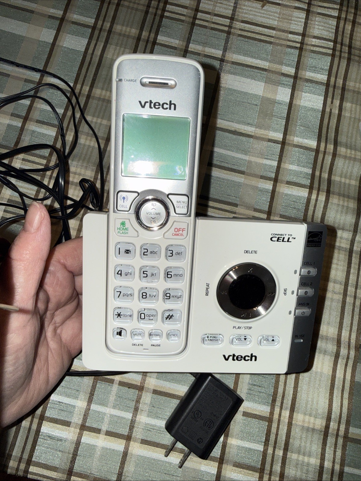VTECH  Model: DS6722-3 BS Cordless Phone w/ Answering, Call Block & Cell Connect