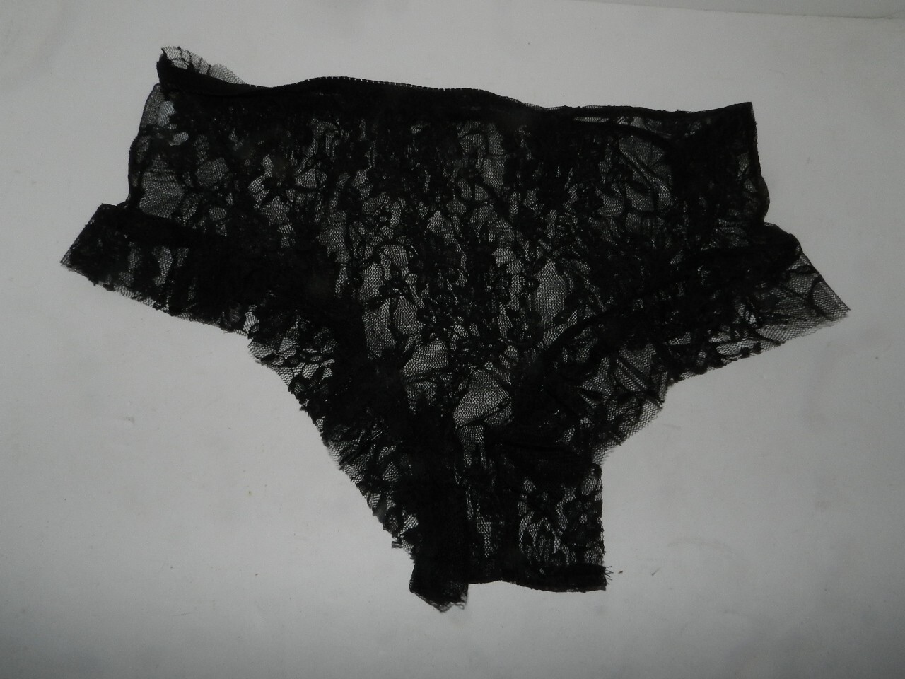 Vintage XL lace panties ruffle trim black