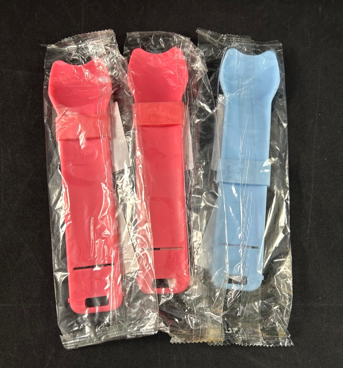 Lot of 3 Squeezable Cat Treat Dispenser Spoons Cat Strip Feeder Pink & Blue