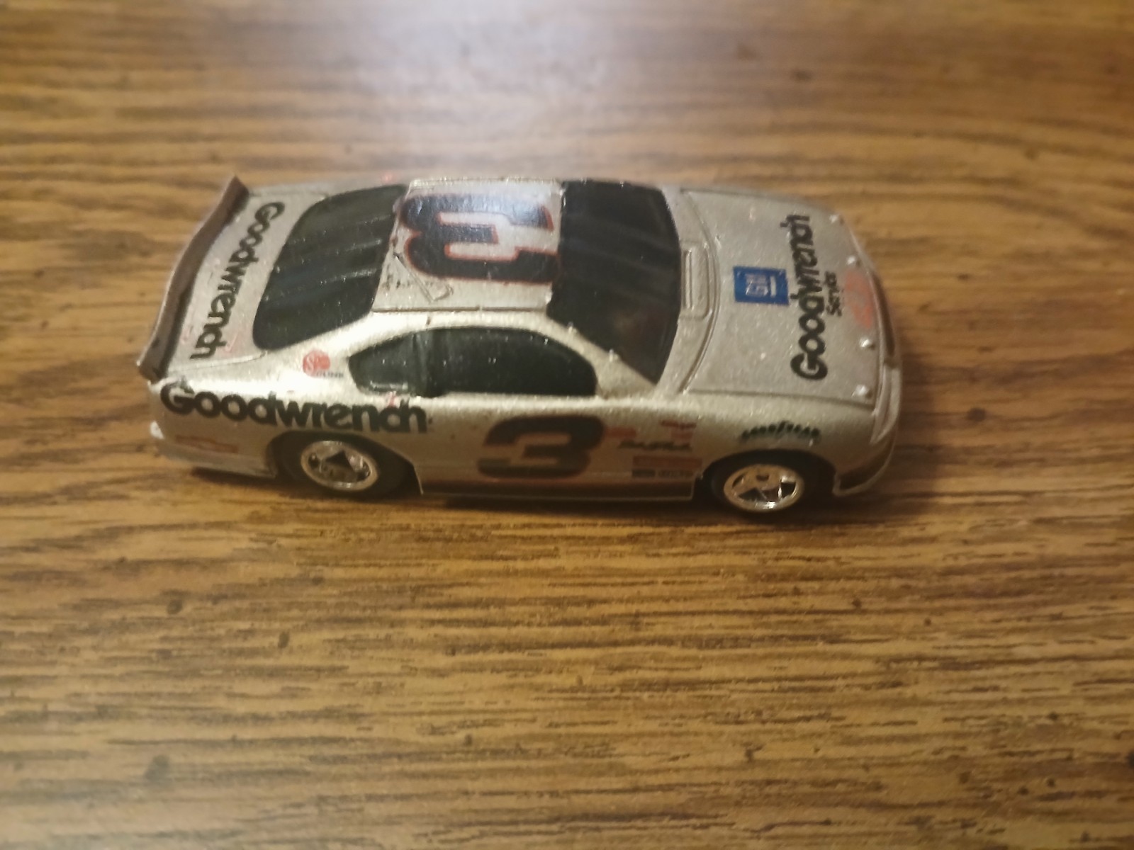 Lifelike Nascar Chevy Customized Slot Car 