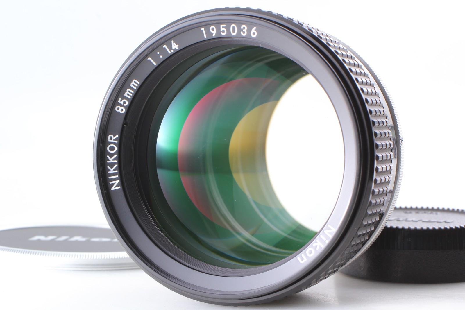 [MINT w/Cap] Nikon Ai-s Ais Nikkor 85mm f1.4 Portrait MF F Mount Lens From JAPAN