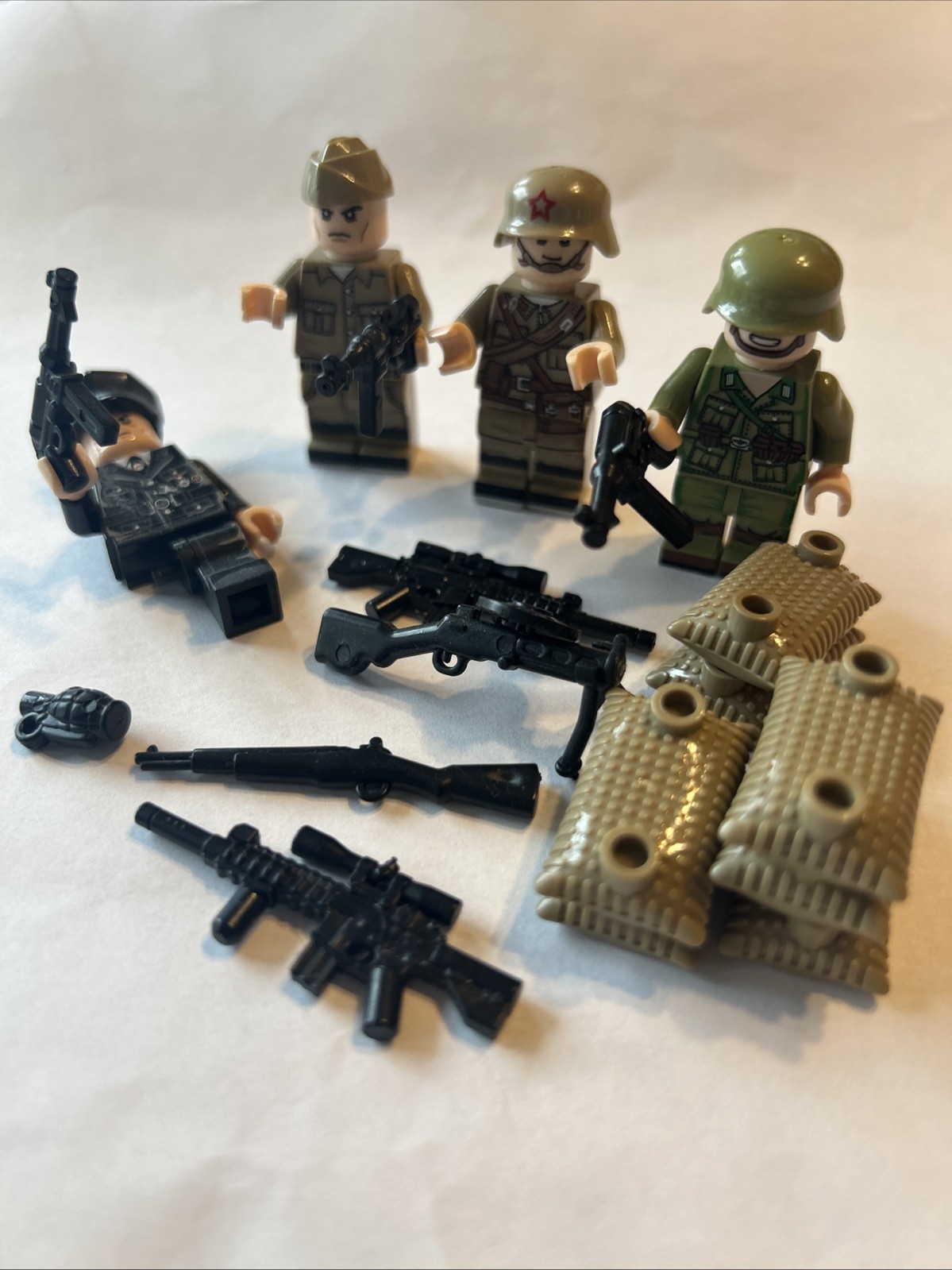 MOC WWII GERMAN SOLDIER MINIFIGURES Legos Sandbags Weapons Gernade Lot Of 4