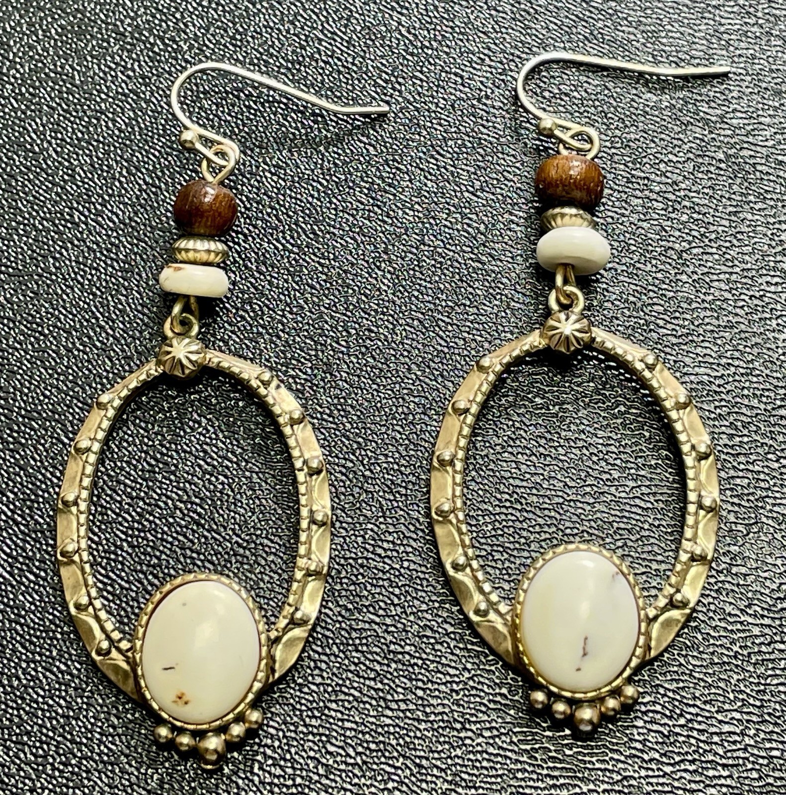 Vintage 1.5” Faux White Gemstone Wood Beaded Gold Tone Bohemian Dangle Earrings 