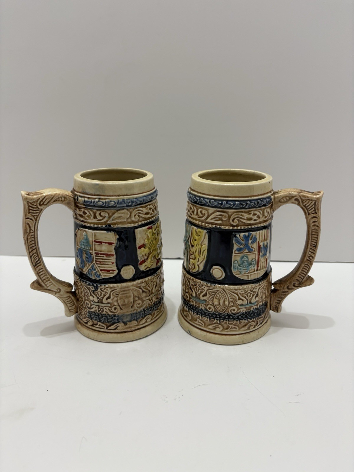 VINTAGE Pair of  JAPAN Coat of Arms Mug, BEER STEIN CUP 5" (flawed)