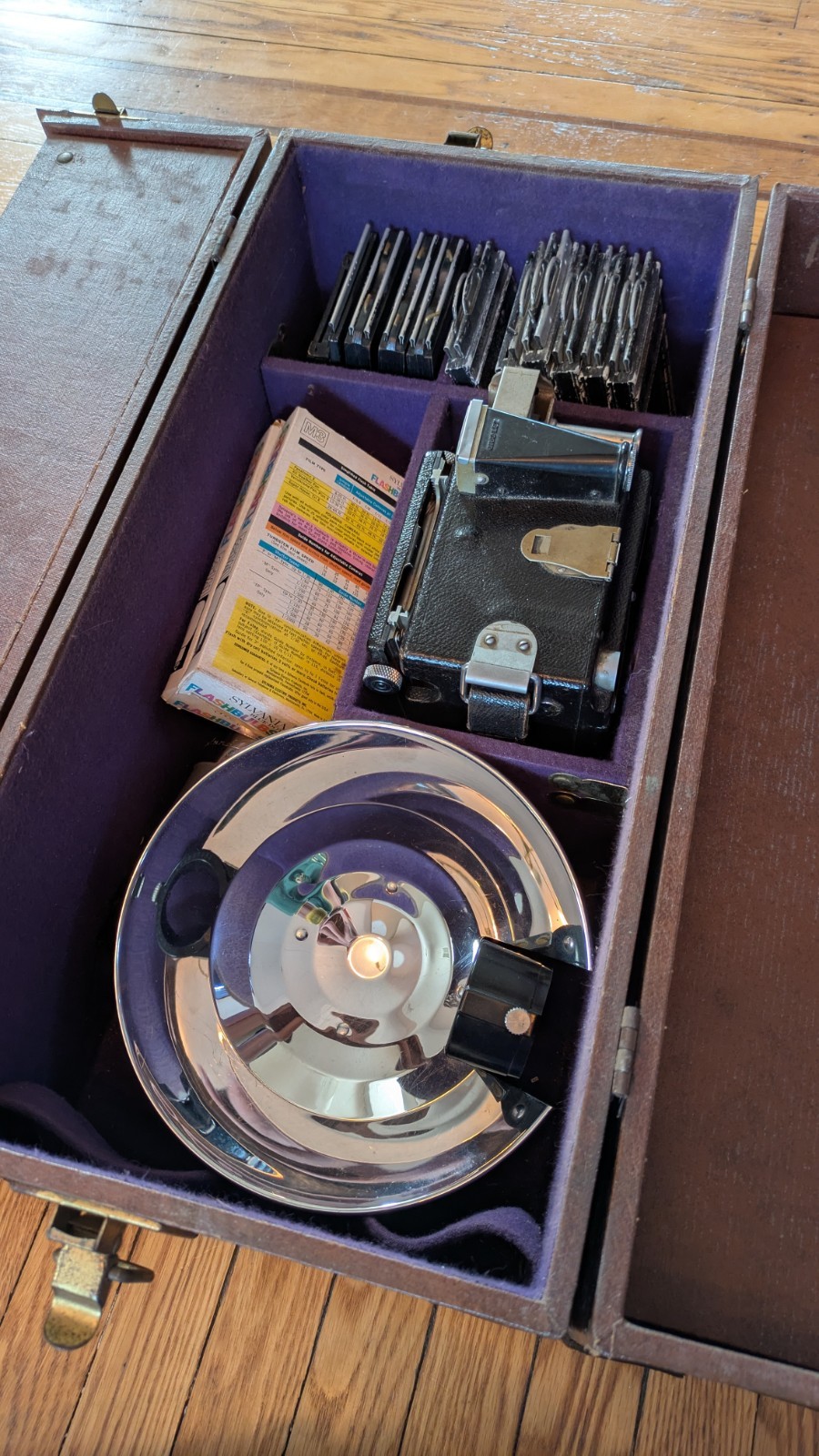 Graflex Speed Graphic 2-1/4 x 3-1/4" Press Camera with Case, Film Holders, Flash