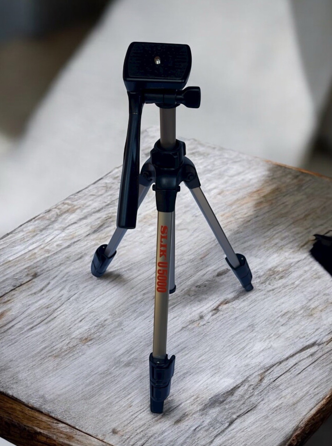 Slik U5000 Lightweight 360 Degree Camera & Video Tripod 45" Used Once Portable