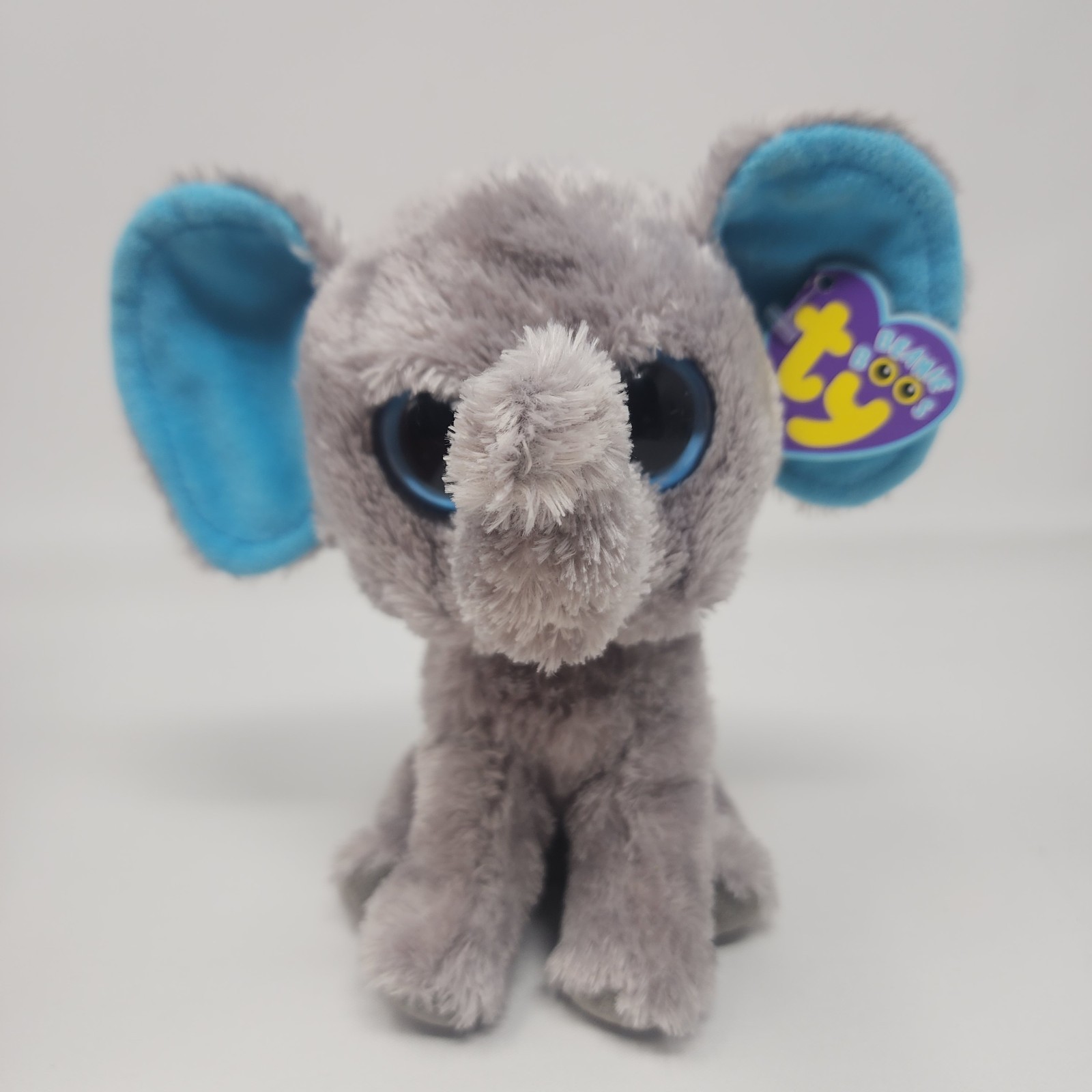 Ty Beanie Boos “Peanut” the Elephant 6” Plush 2011 Blue Solid Eyes Read Below.