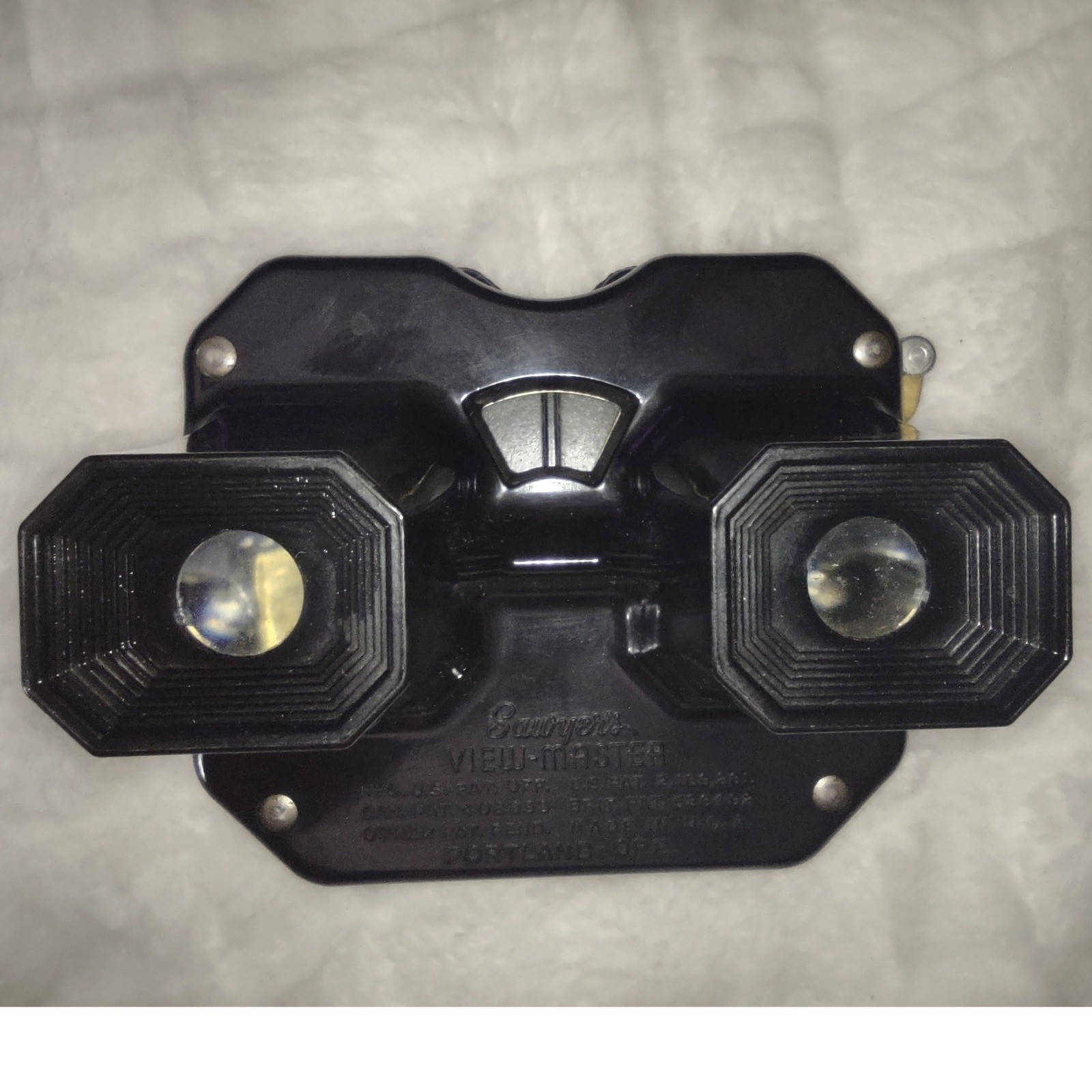 Vintage Sawyer View Master Reel Viewer Toy With 14 Reels & 3 Story Booklets