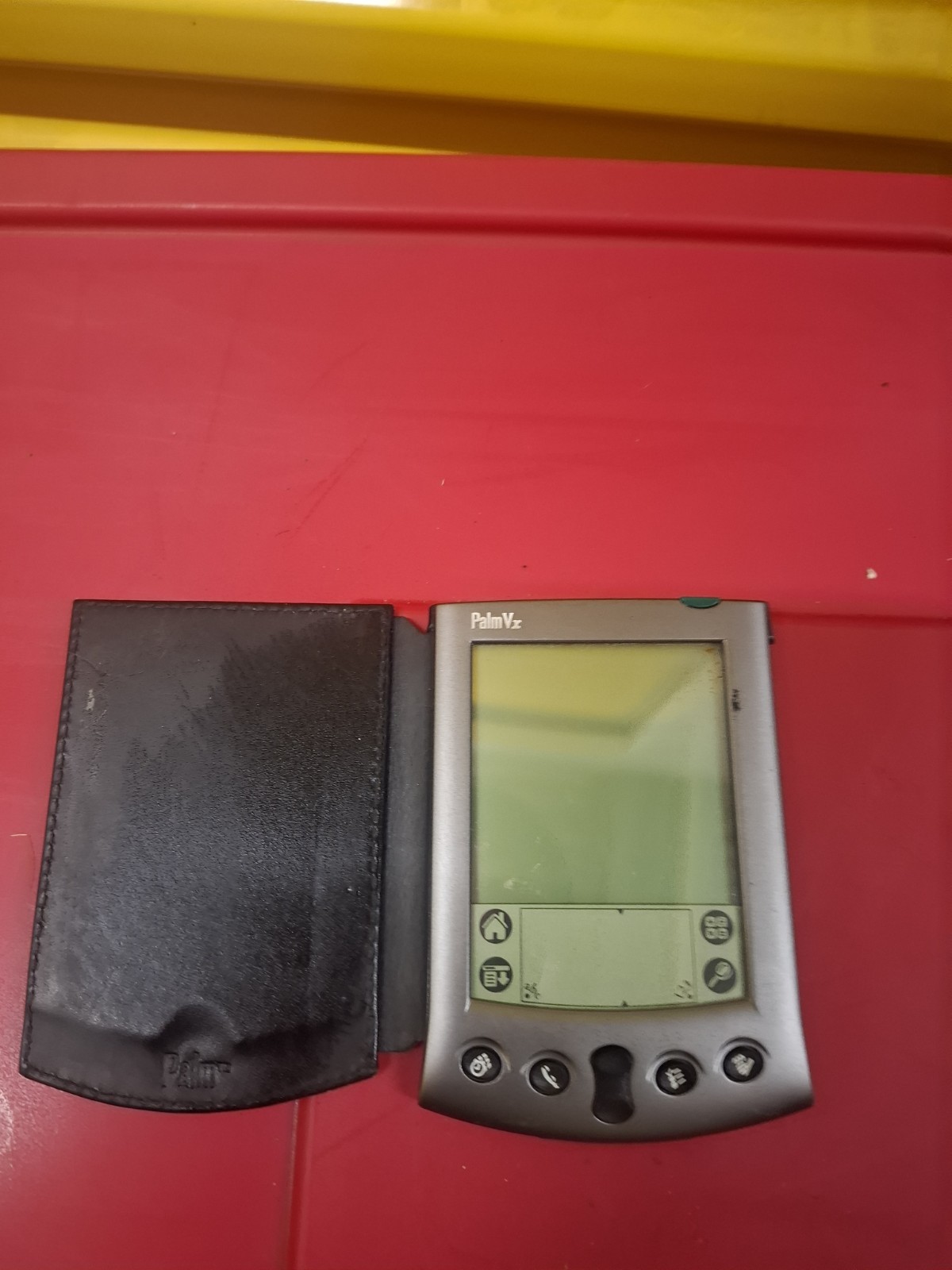 Palm V 3Com 3.2-inch Touchscreen Handheld Personal Digital As PDA