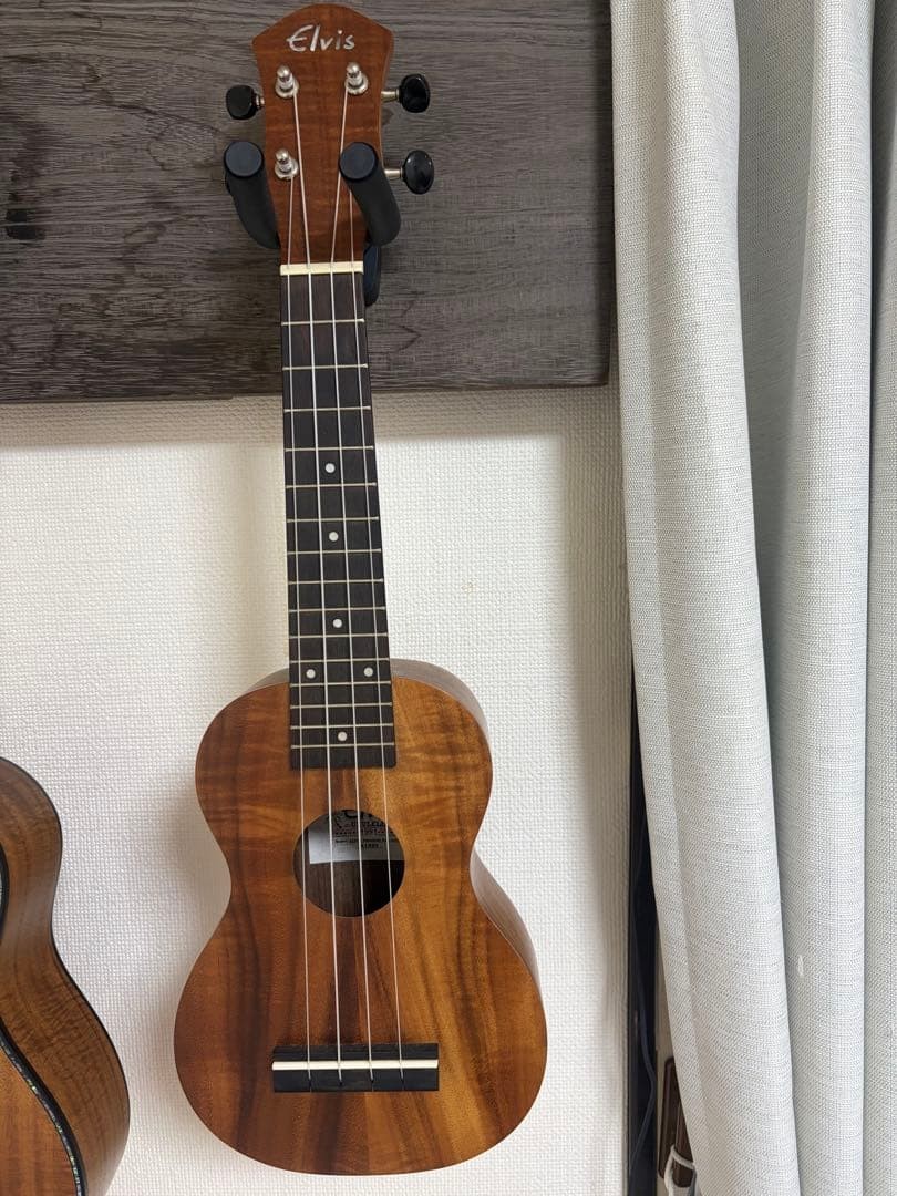 Elvis Ukulele K100S Hawaiian Core Good Condition