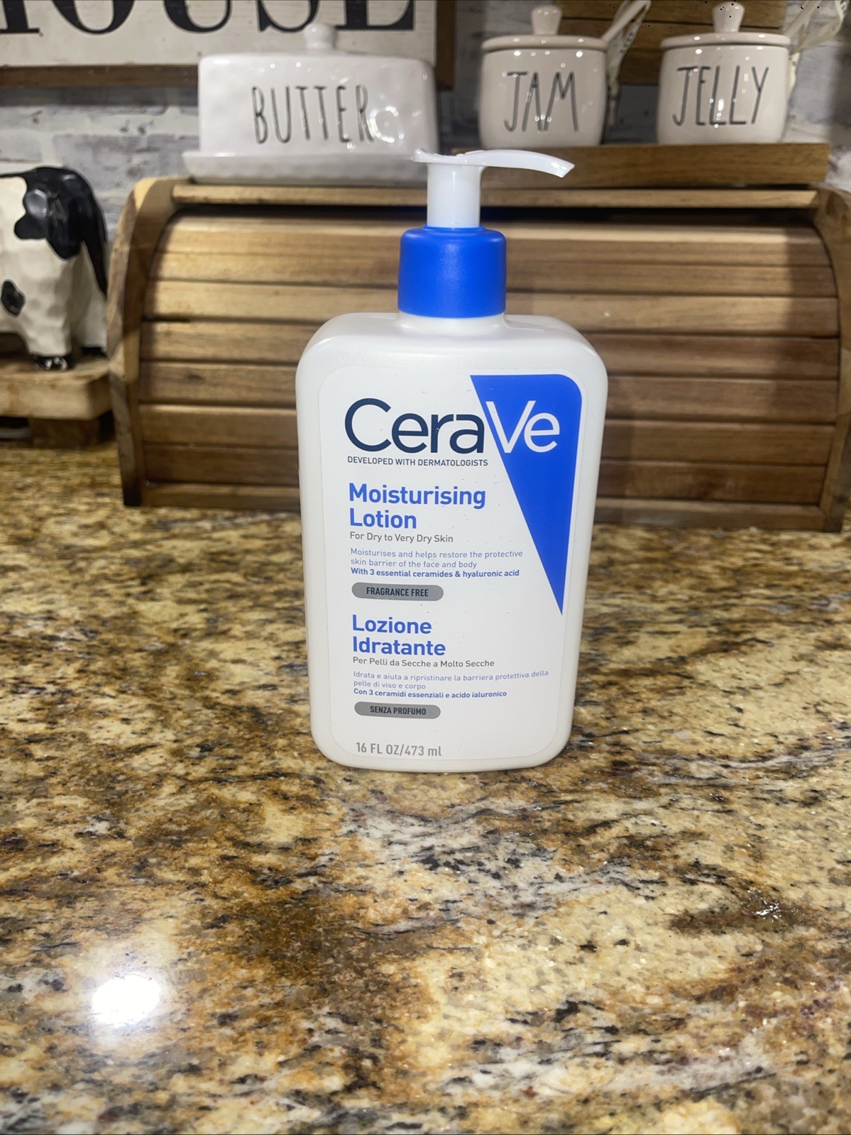 CeraVe Moisturizing Lotion 16oz/473ml - *NEW*, Free Shipping