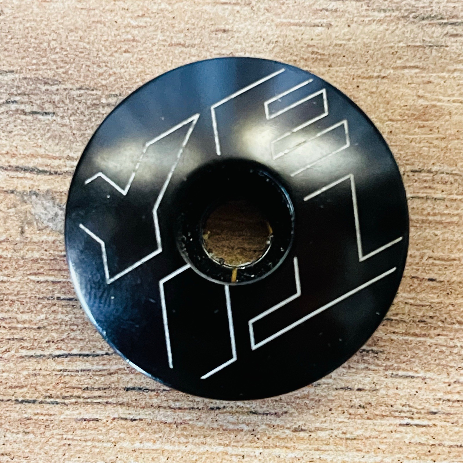 Yeti 1 1/8 Threadless Headset Top Cap Black Aluminum Black