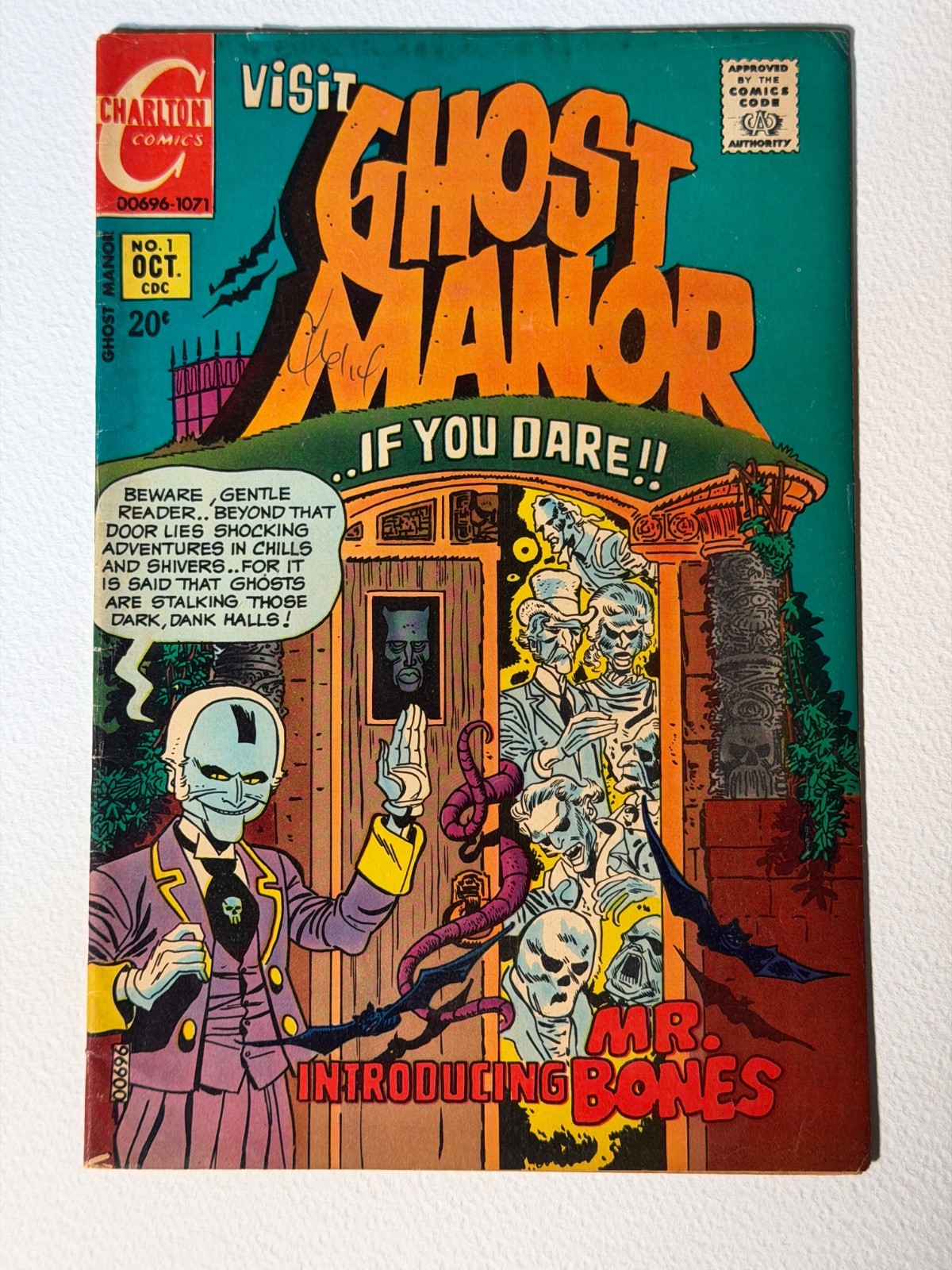 Ghost Manor #1 (Charlton October 1971). Steve Ditko. See Pics.