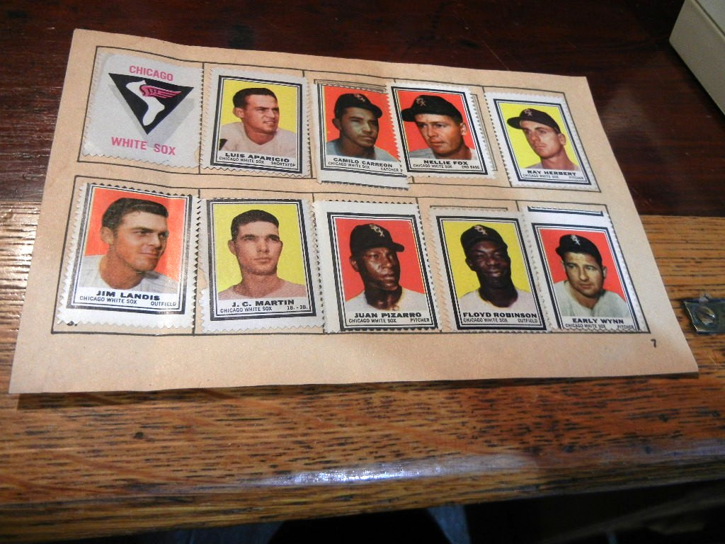 1962 Topps Baseball Stamp Album Page. White Sox Team. Wynn, Fox, Aparicio.