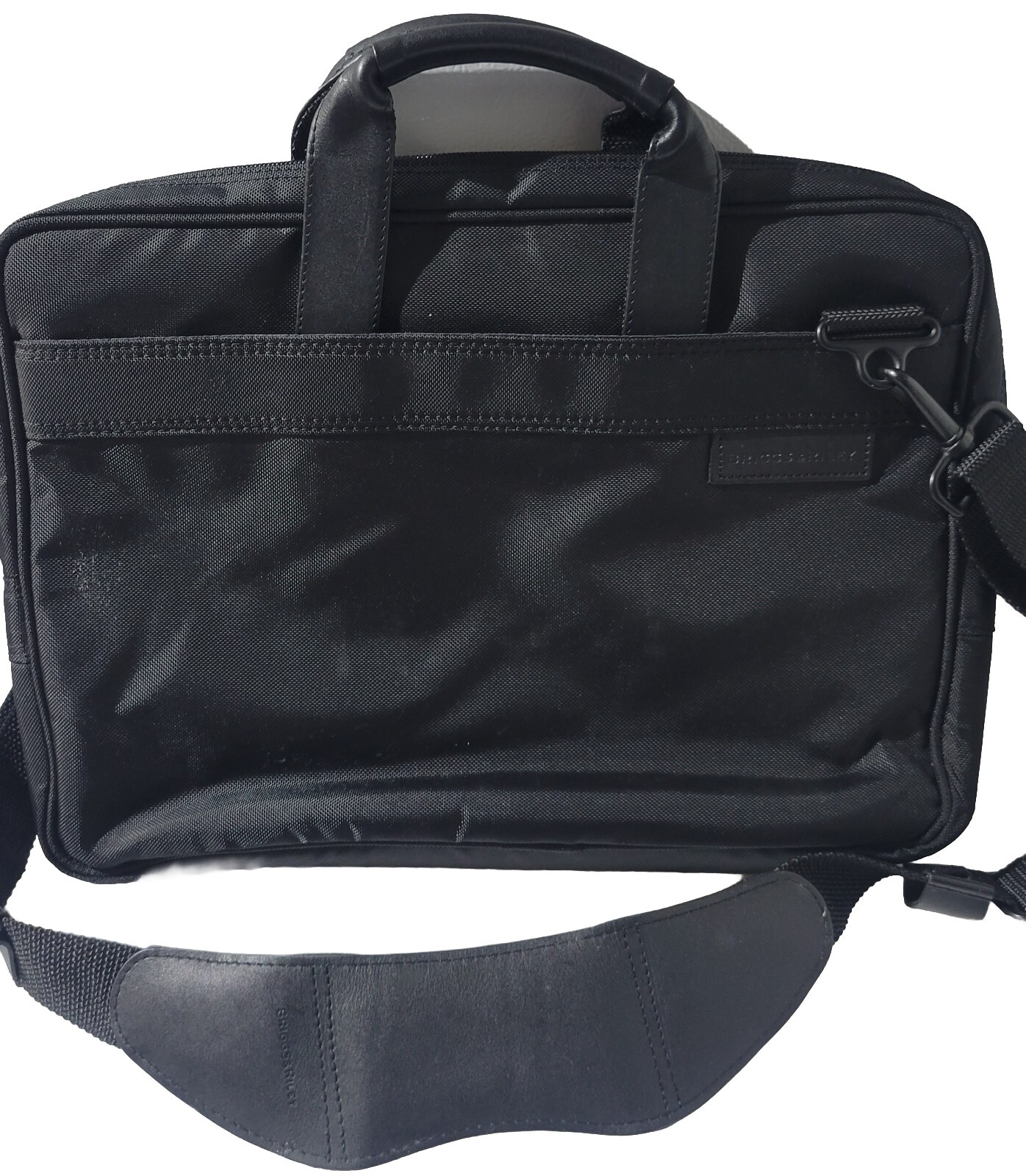 Briggs & Riley Laptop Bag Black Padded Shoulder Strap Inside 17" Multi Pockets
