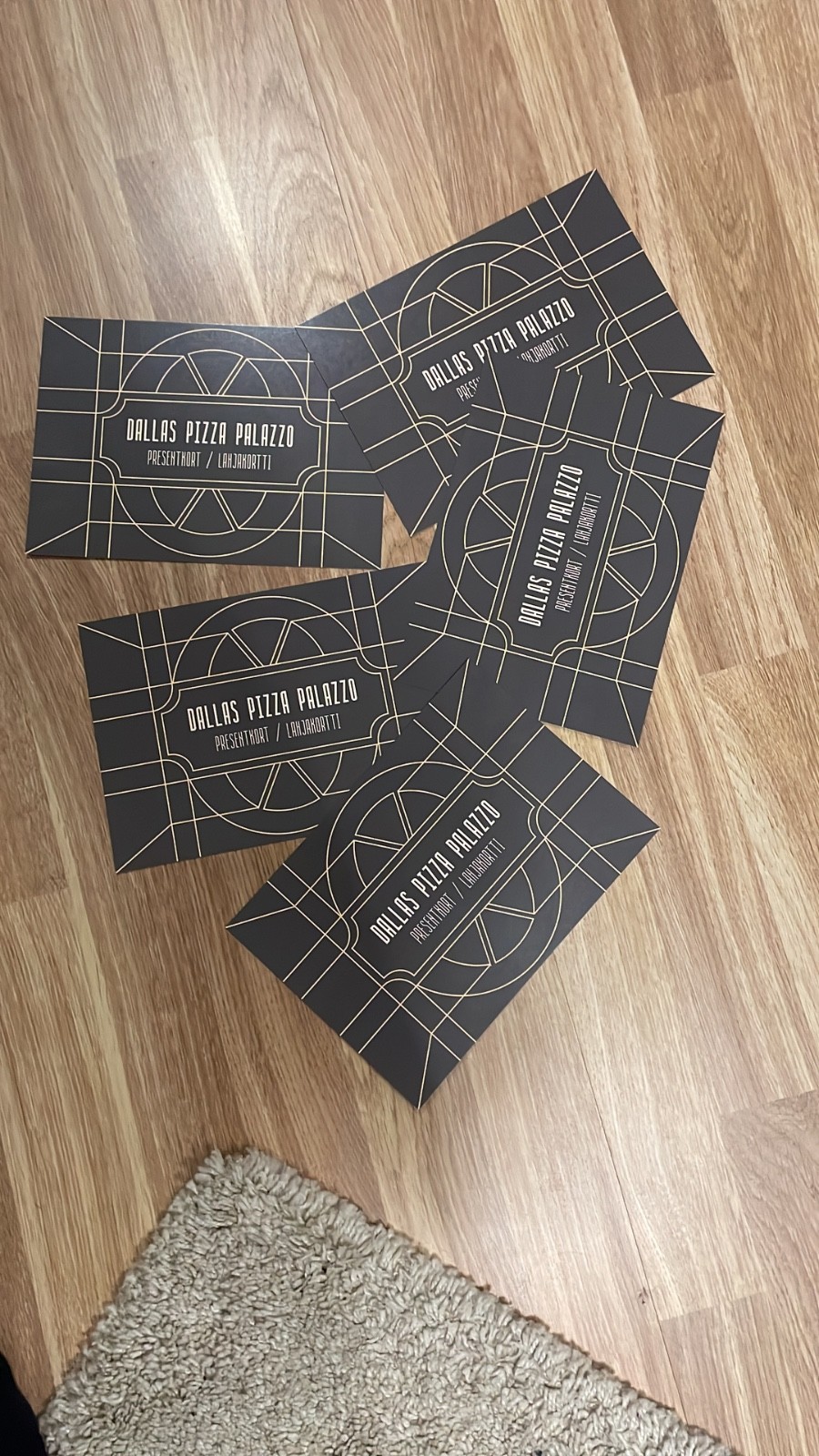 5 Dallas pizza palazzo gift cards (1 pizza on each)