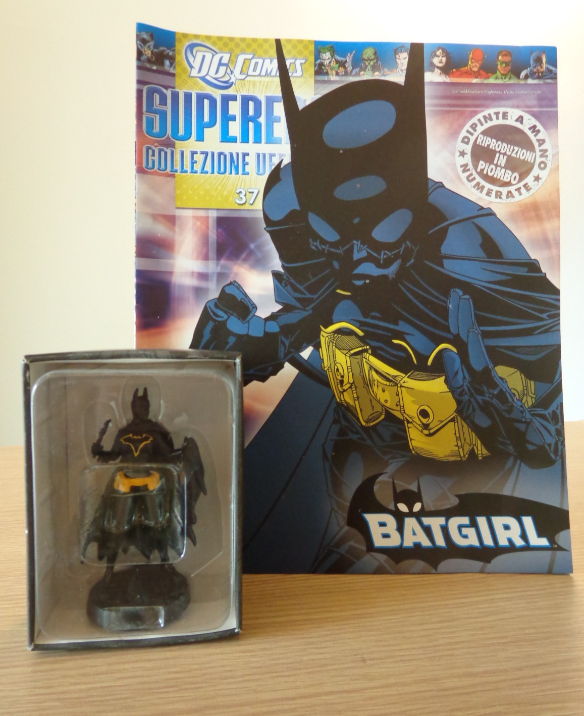 DC Comics Lead Superheroes No.37 Batgirl NEW Eaglemoss Paper ▓