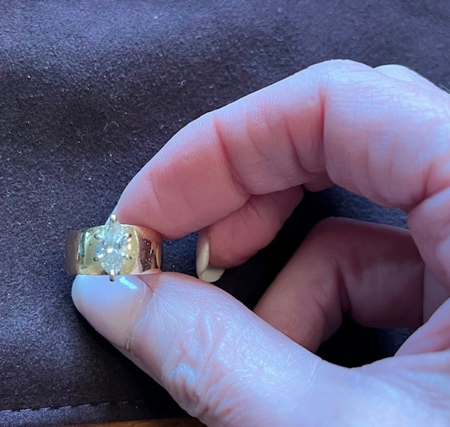Lady's 14K Yellow Gold Diamond Ring Size 6 - PRICED BELOW APPRAISAL