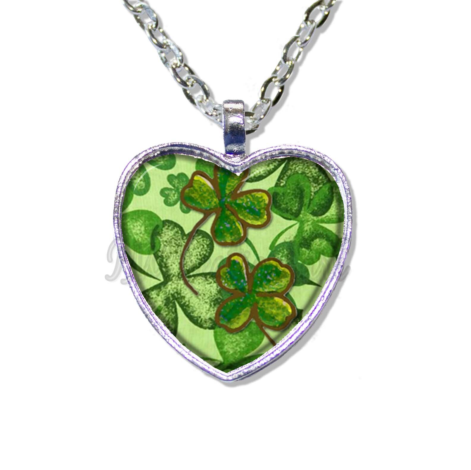 St. Patrick's Day Lucky Pattern Design - HEART-shaped glass pendant necklace