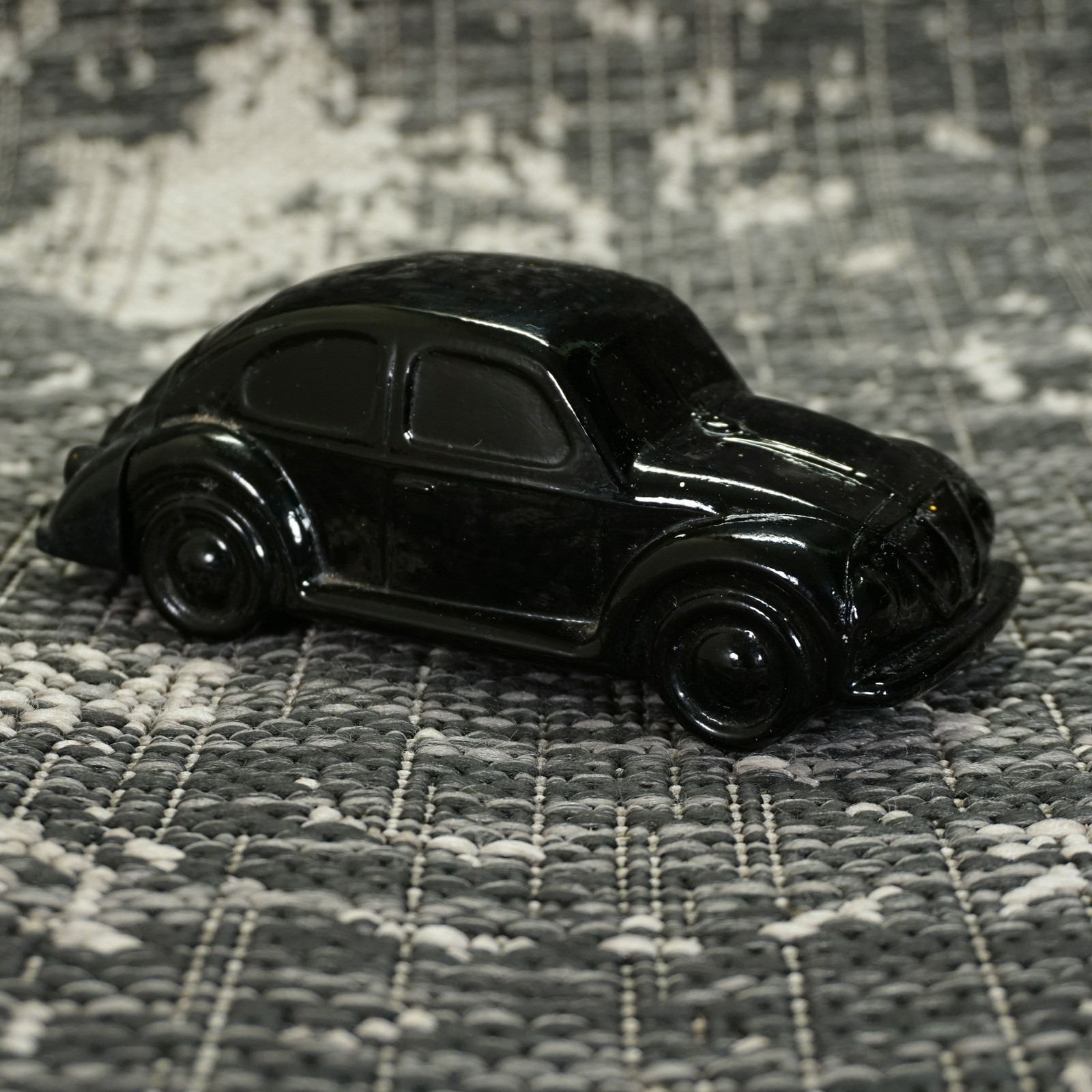 Avon Volkswagen Beetle Wild Country After Shave Bottle Black Glass Car Empty