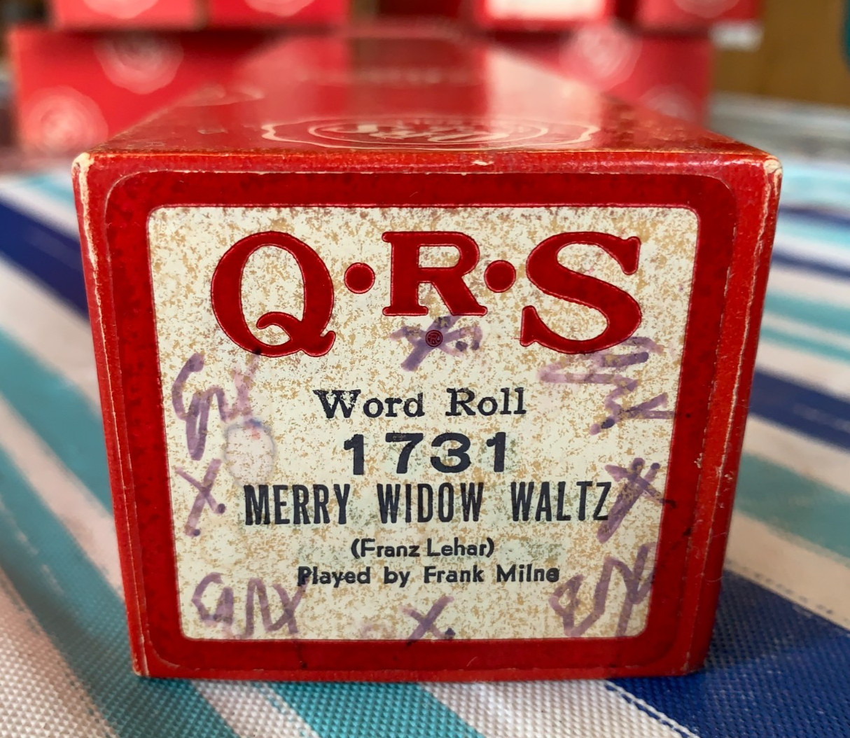 Vintage Q-R-S Player Piano Roll 1731 Merry Widow Waltz