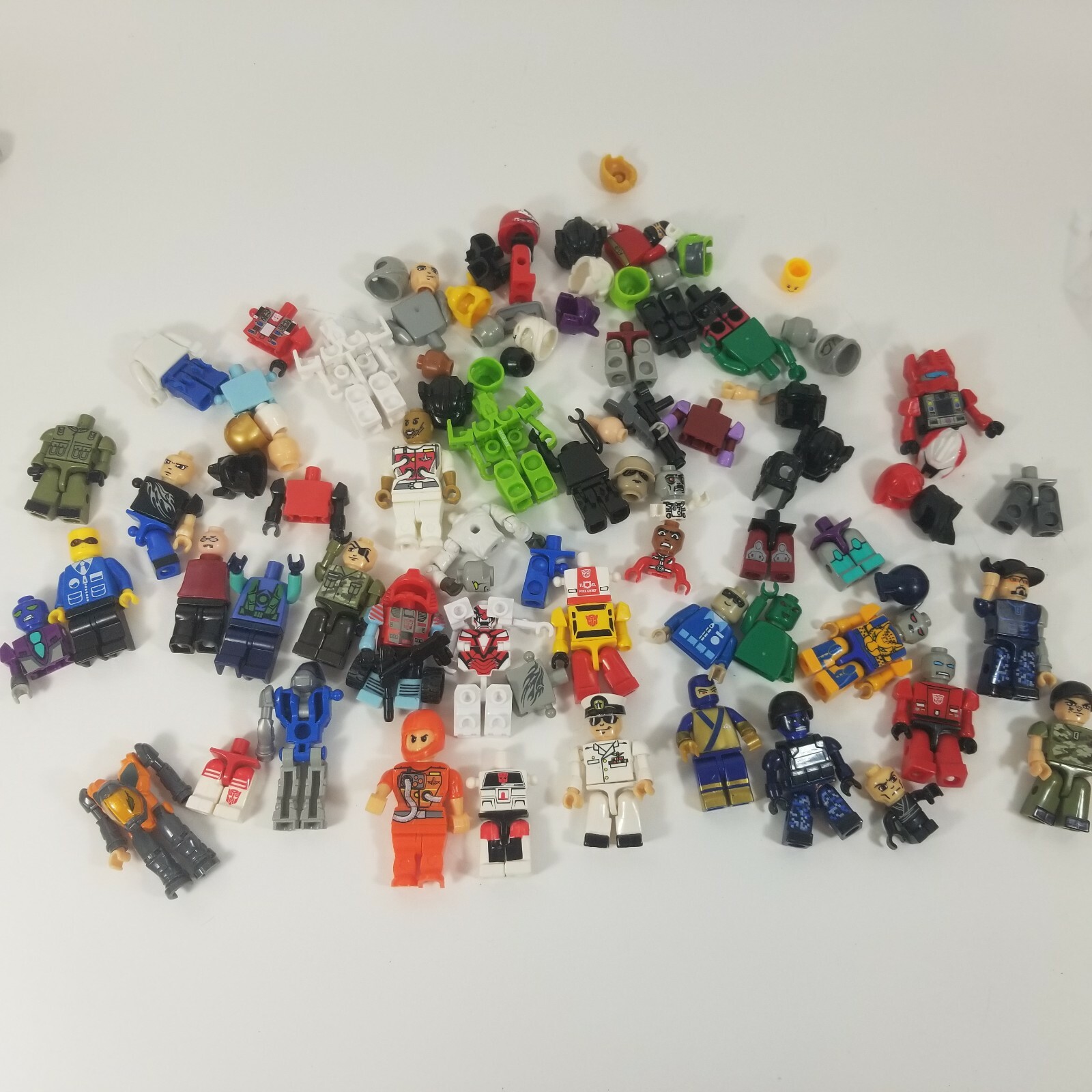 Huge Lot Kre-O KREO Mini-Figures Kreons Construction Bricks