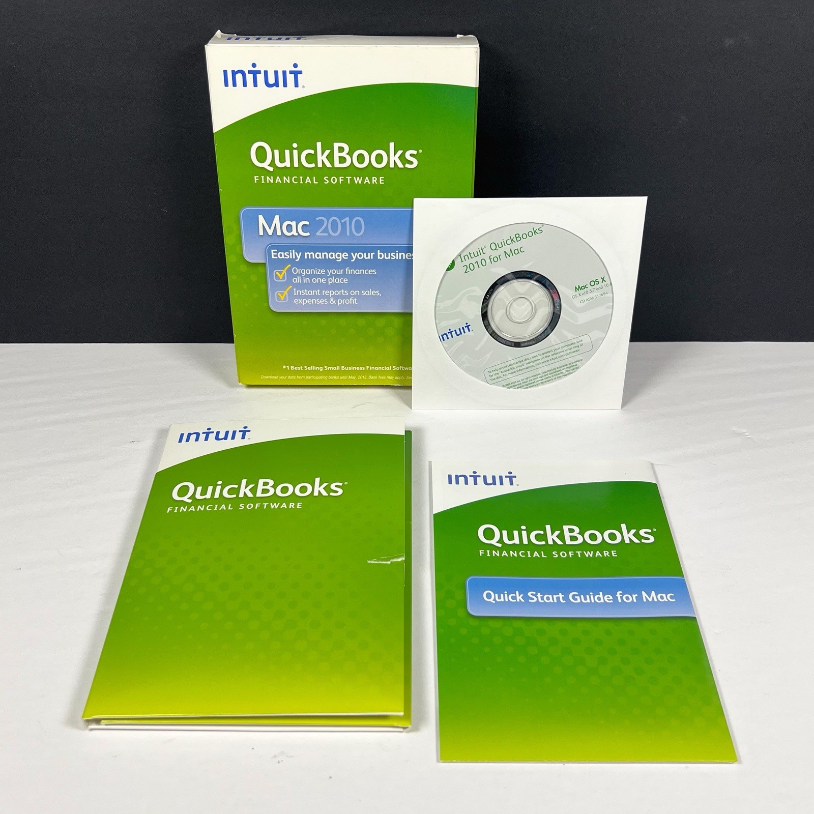 Intuit QuickBooks Mac 2010 Financial Software Full Retail OS X v10.5.7 / 10.6