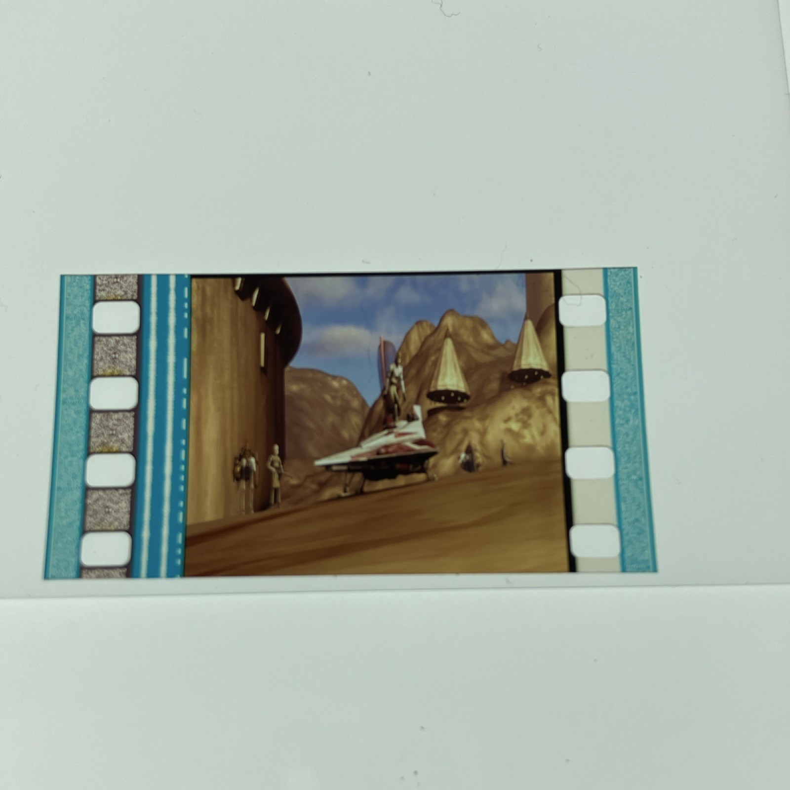Star Wars Authentic 35mm Movie Cell Clone Wars Speeder