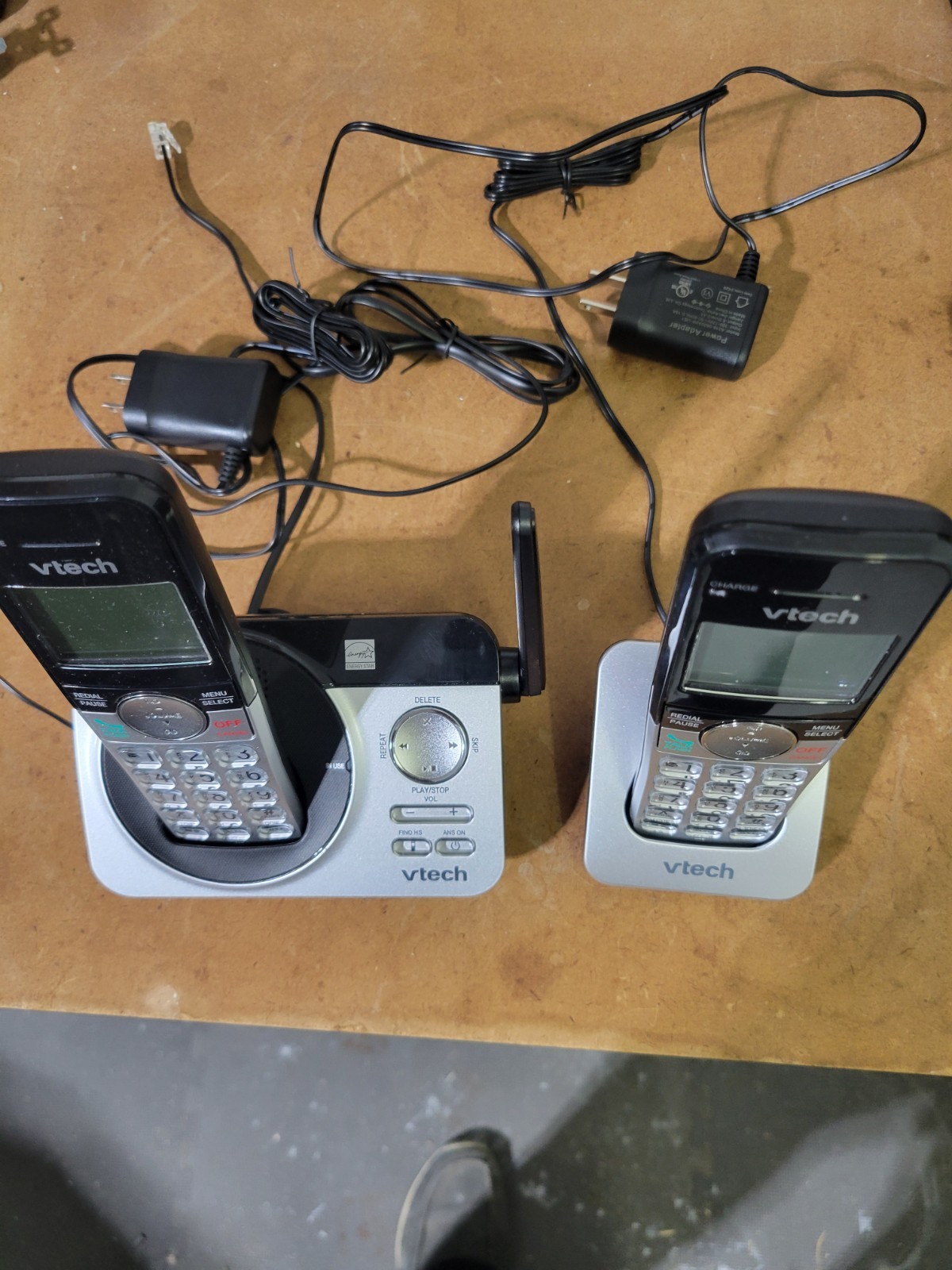 VTech CS5229-2 Cordless 2 Handset Phone with answering system  DECT 6.0 