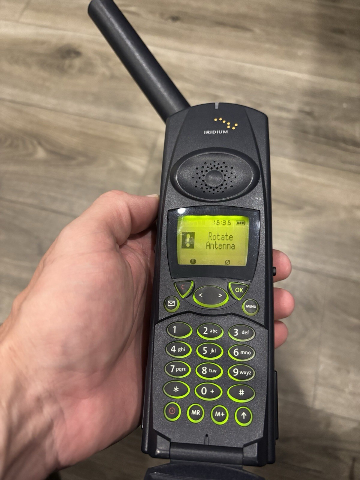 Motorola Iridium 9500 Satellite Phone Black with Charger & Accessories