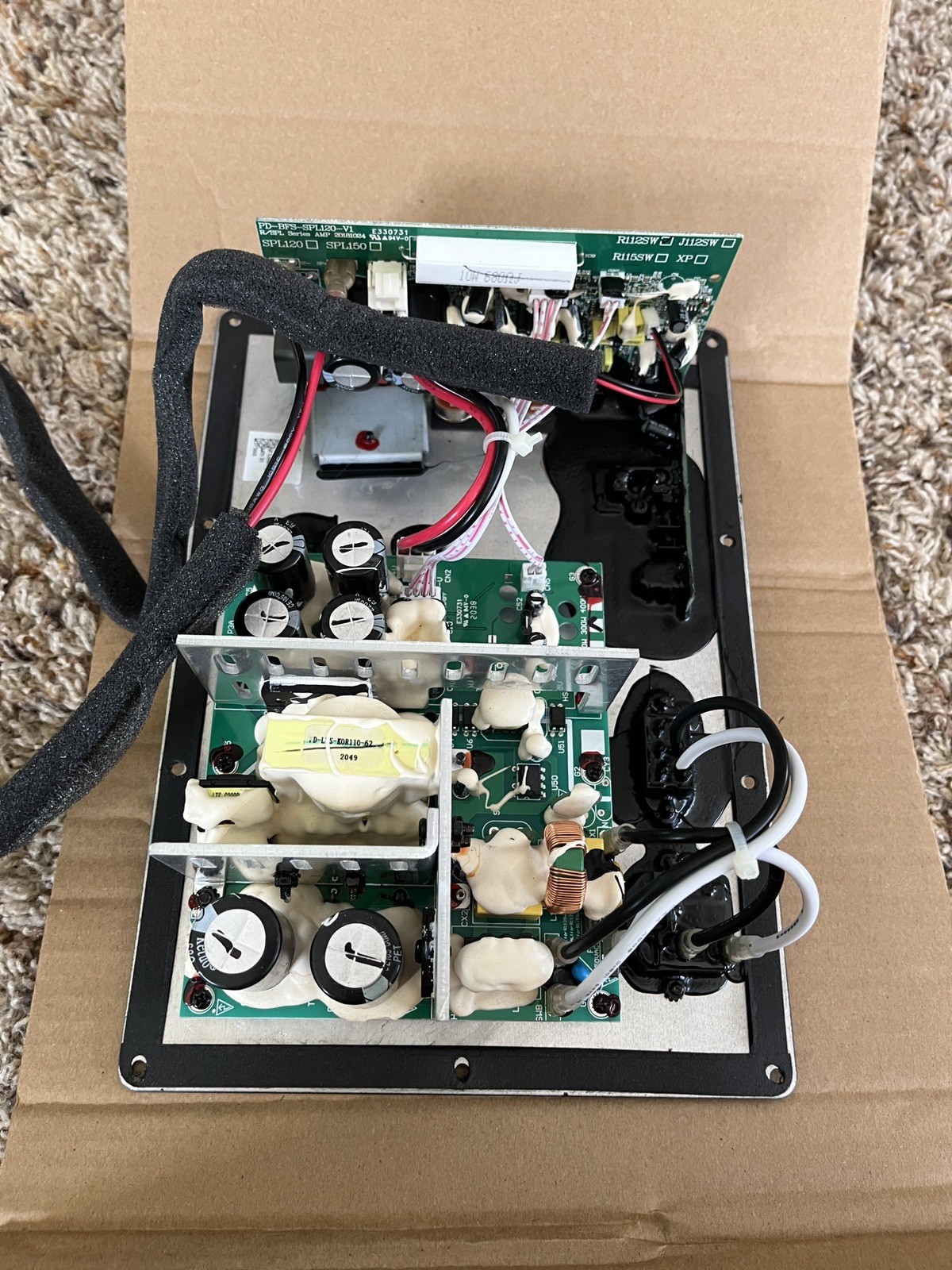 Klipsch R-112SW  Subwoofer Amp Module, broken for parts or repair