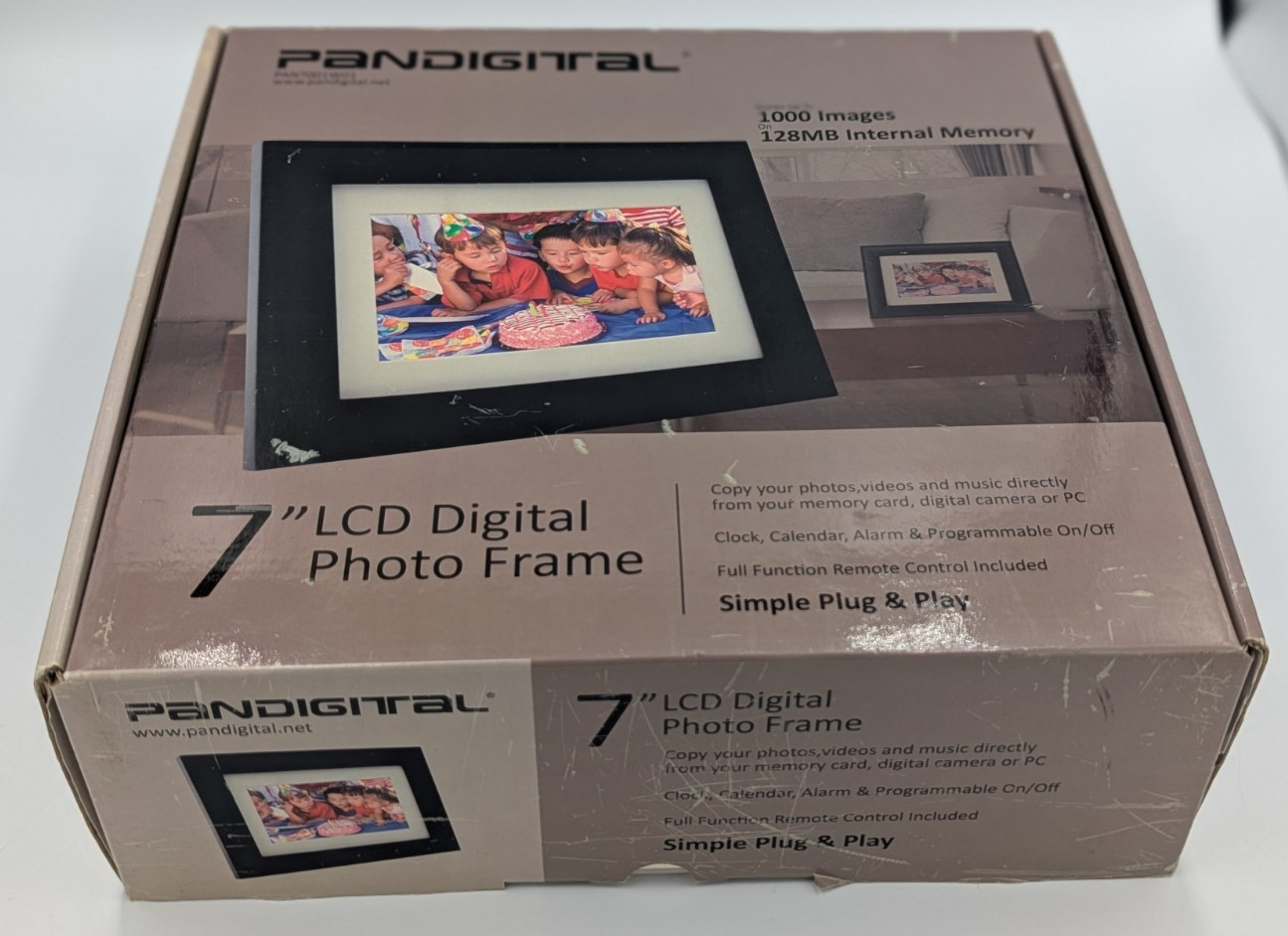 Pandigital 7 Inch LCD Digital Photo Frame With Remote New Open Box Pan7001w01