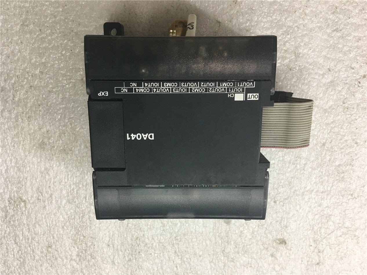 1PC USED CP1W-DA041 module #pq