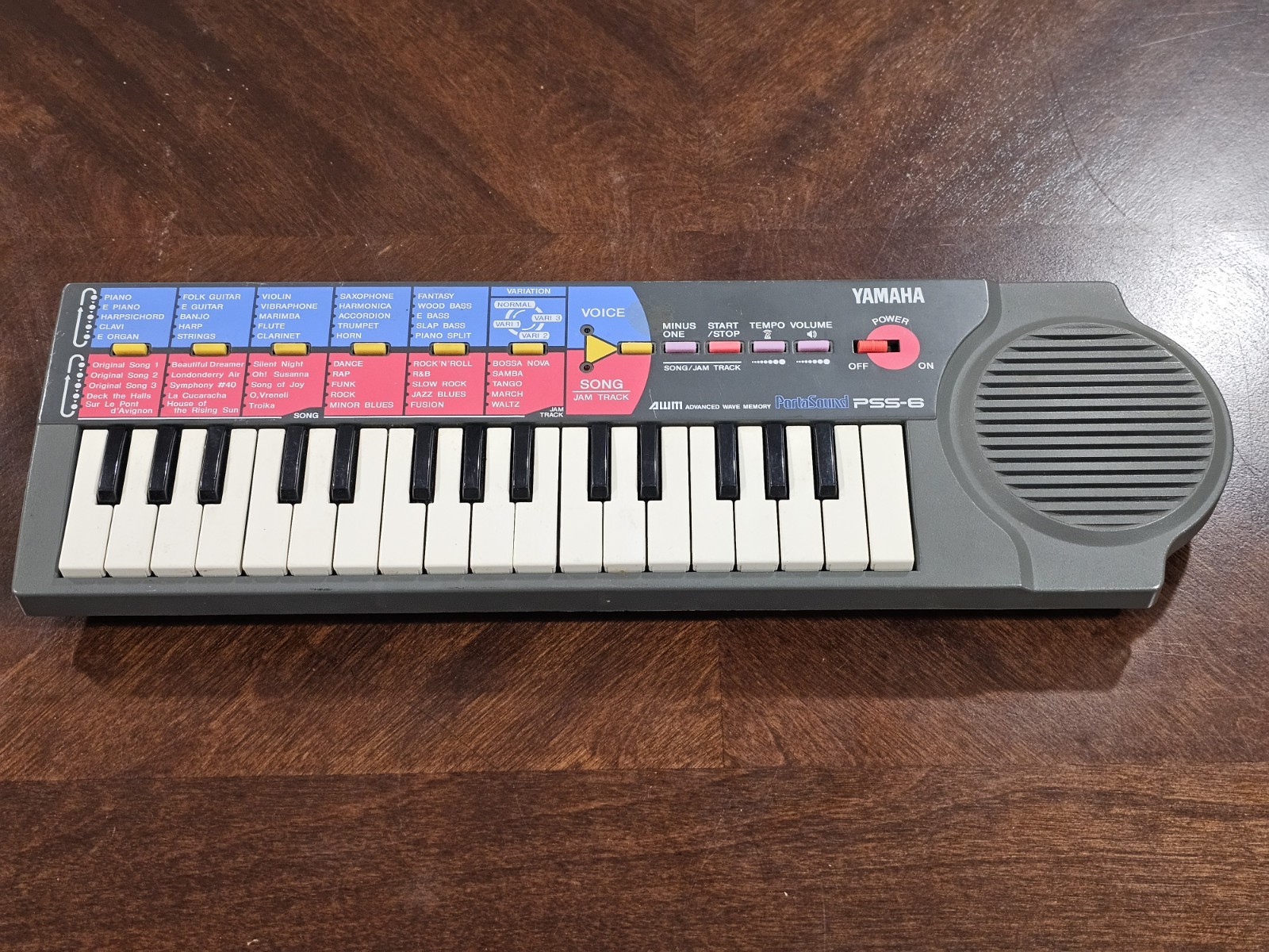 Yamaha PortaSound PSS-6 Mini Keyboard Vintage Portable Synth Retro Tested/Works 