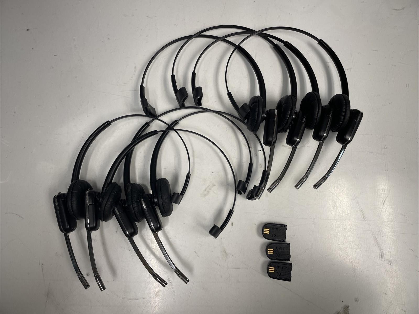 8X Plantronics WH500 Headset +3 battery +