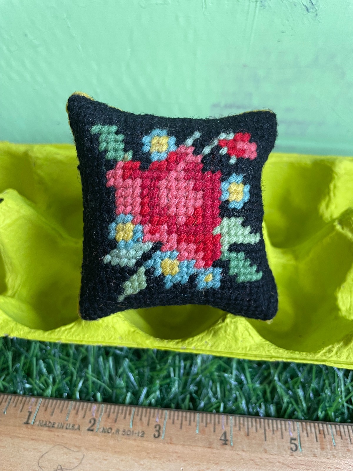 Antique Needlepoint Pin Cushion Pillow Early 1900-1930s Silk Back Textile Wool
