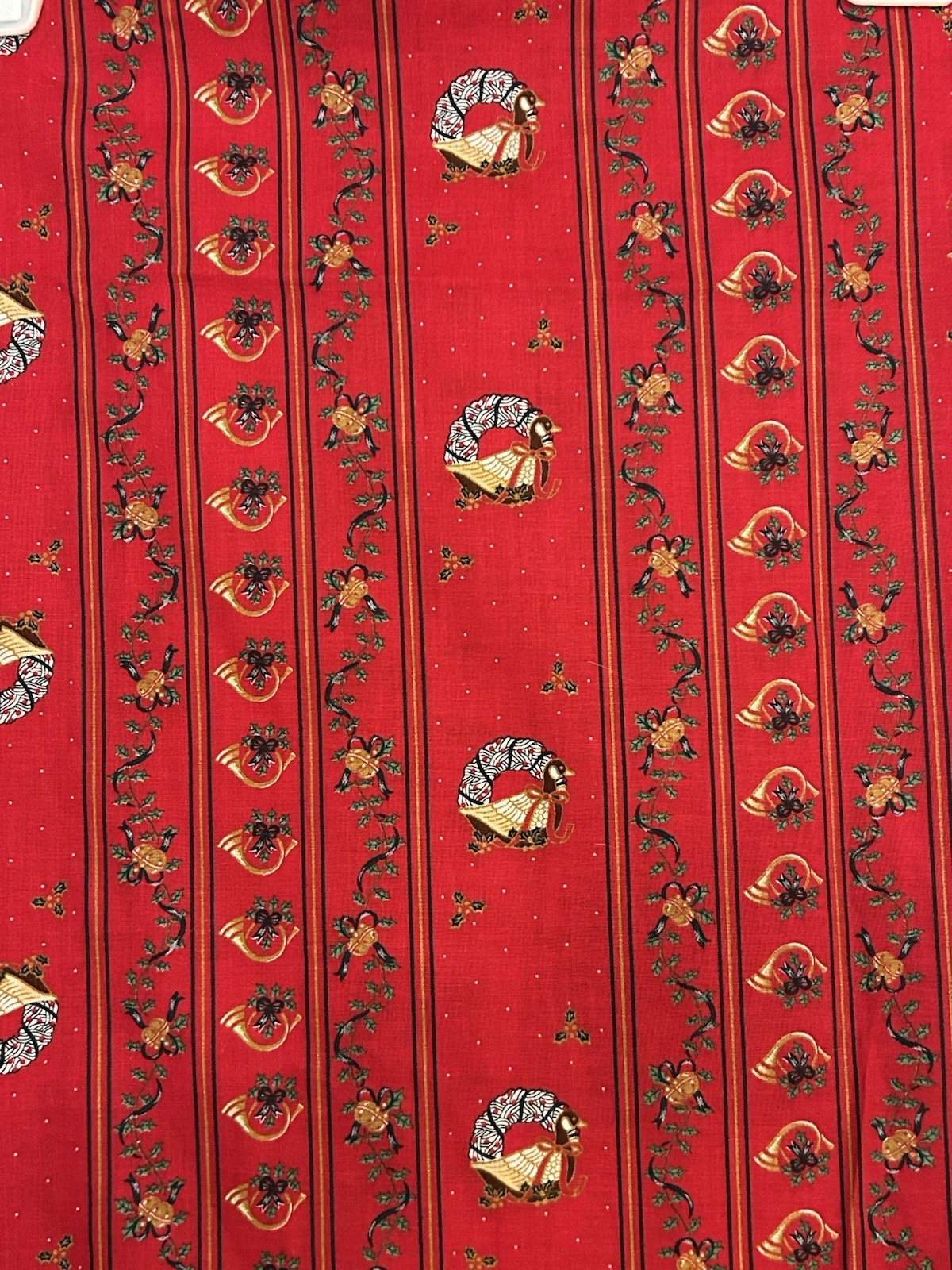 VTG 80's Wamsutta XMas Goose Wreath Fabric ~Horns Jingle Bell Holly Garland BTY