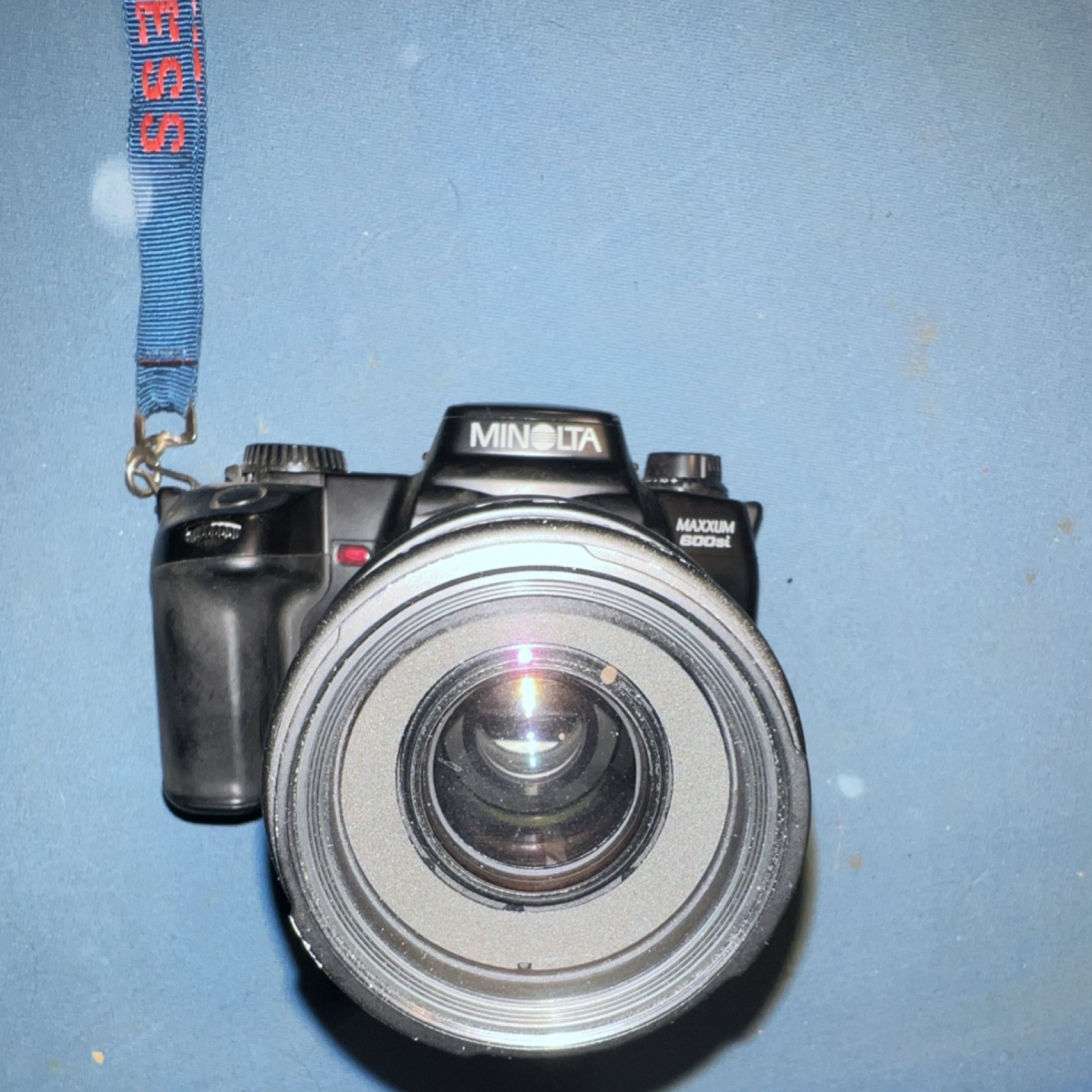 Minolta Maxxum 600si SLR Film Camera with Quantaray 70-300mm Lens