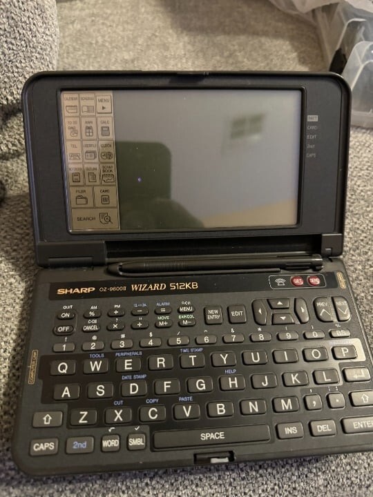Vintage Sharp Wizard OZ-9600II Electronic Organizer Wizard 512KB D10