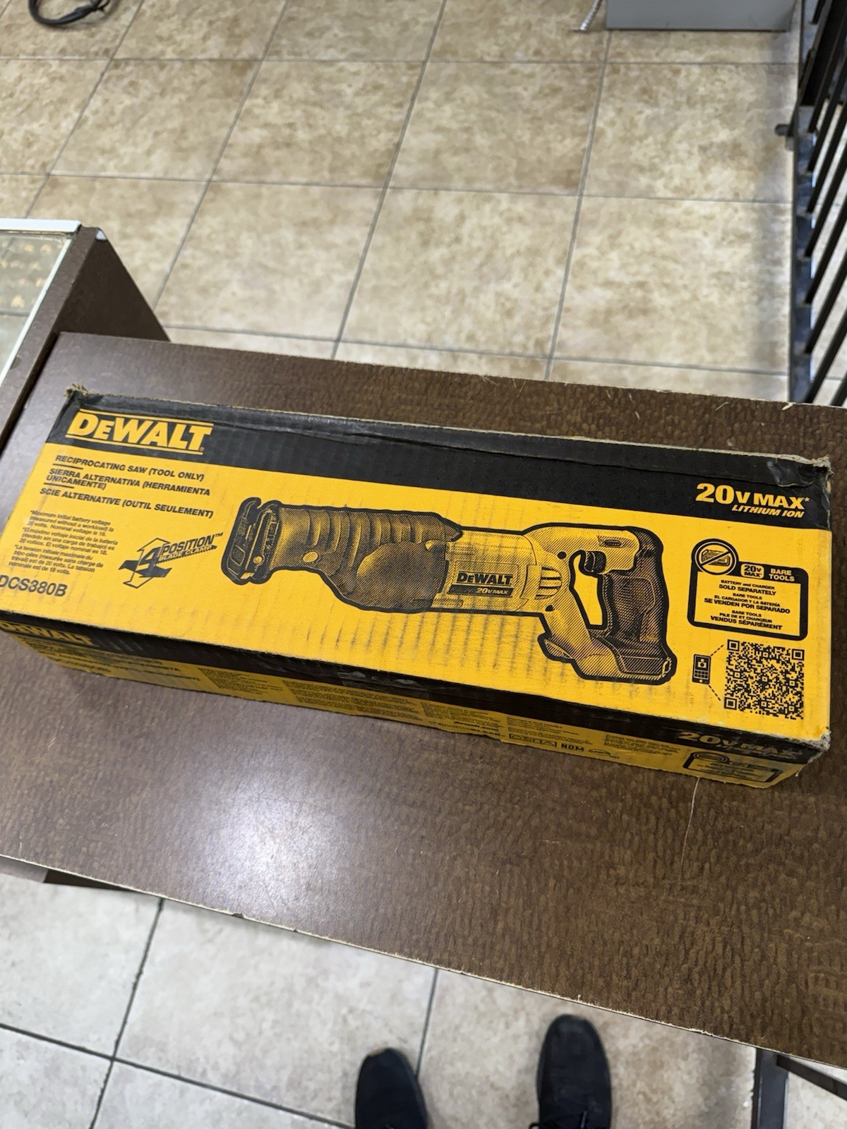 DeWalt DCS380B 20V MAX Reciprocating Saw – Tool Only, 4‑Position Clamp