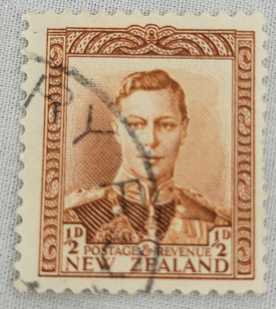 New Zealand ~ Postage & Revenue ~ ½D Brown Stamp ~ Cancelled/Posted ~ 1938 ~ Q76