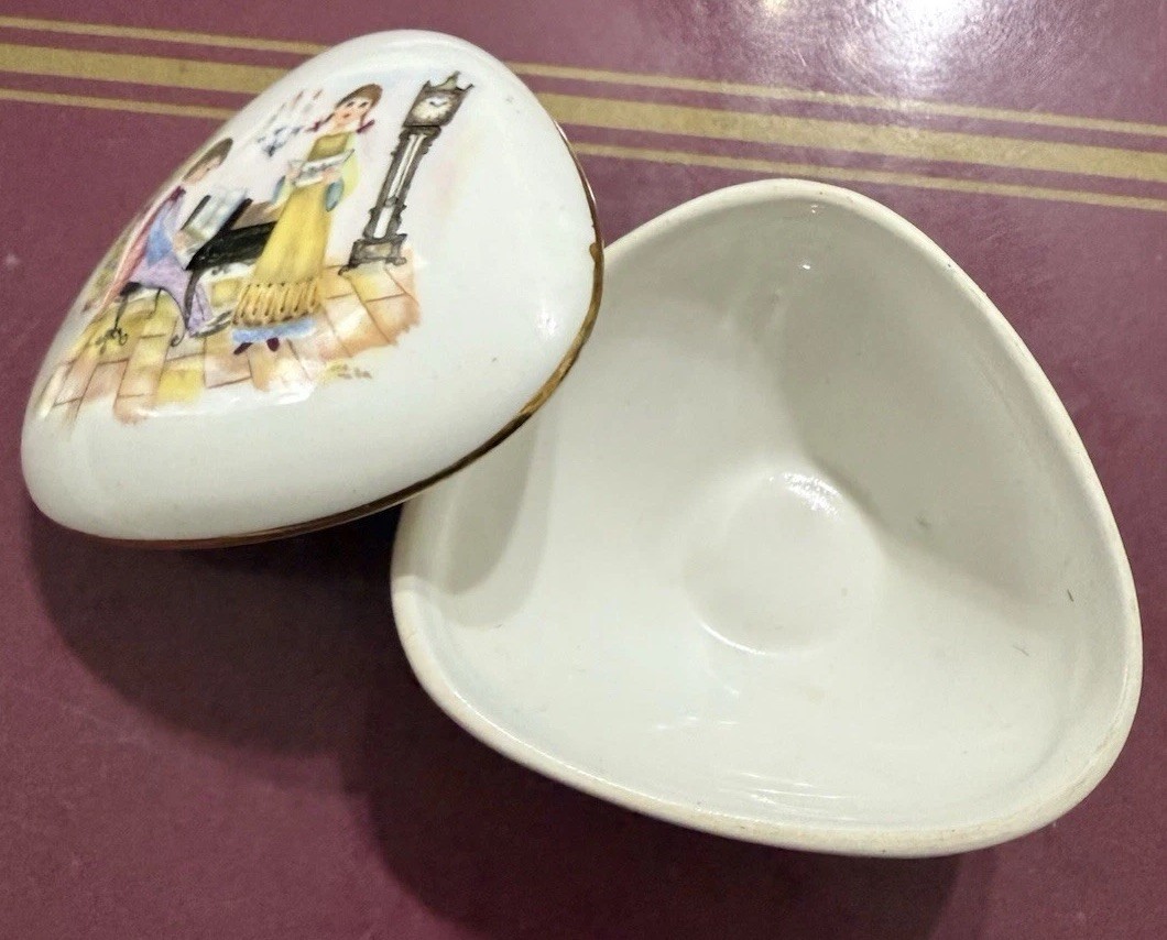 Vintage Zara Mella Italian Porcelain Mini Trinket Box KA Pottery Padua 1950s