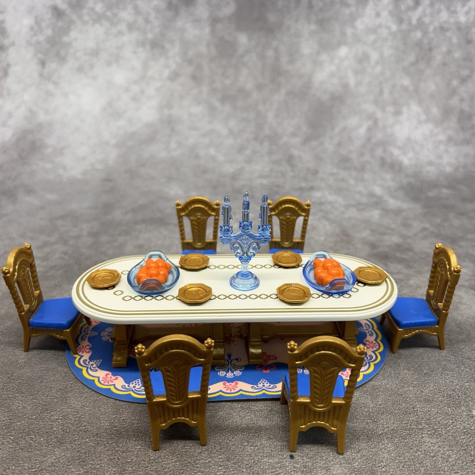 Playmobil Royal Table & Rug
