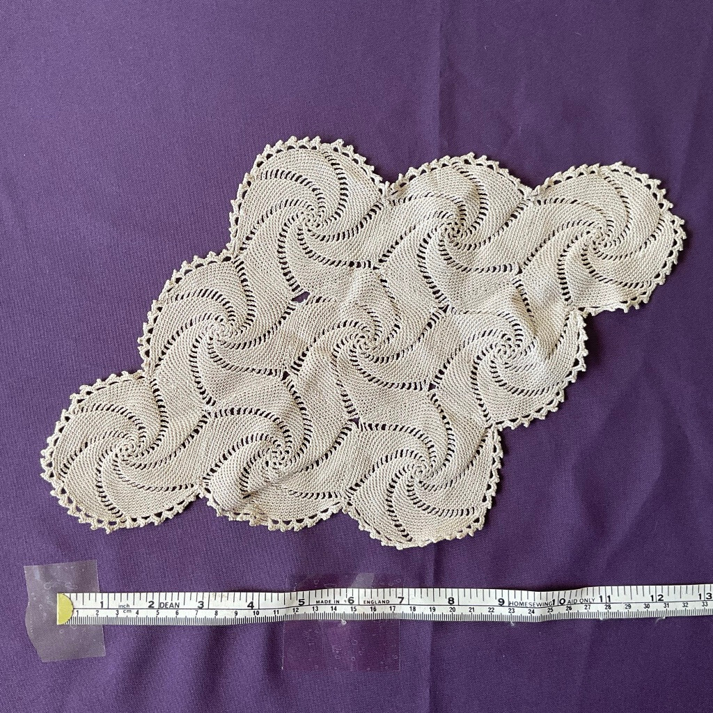 Vintage doily crafts cottage core - Beige 10 1/2 inch x 7 inch