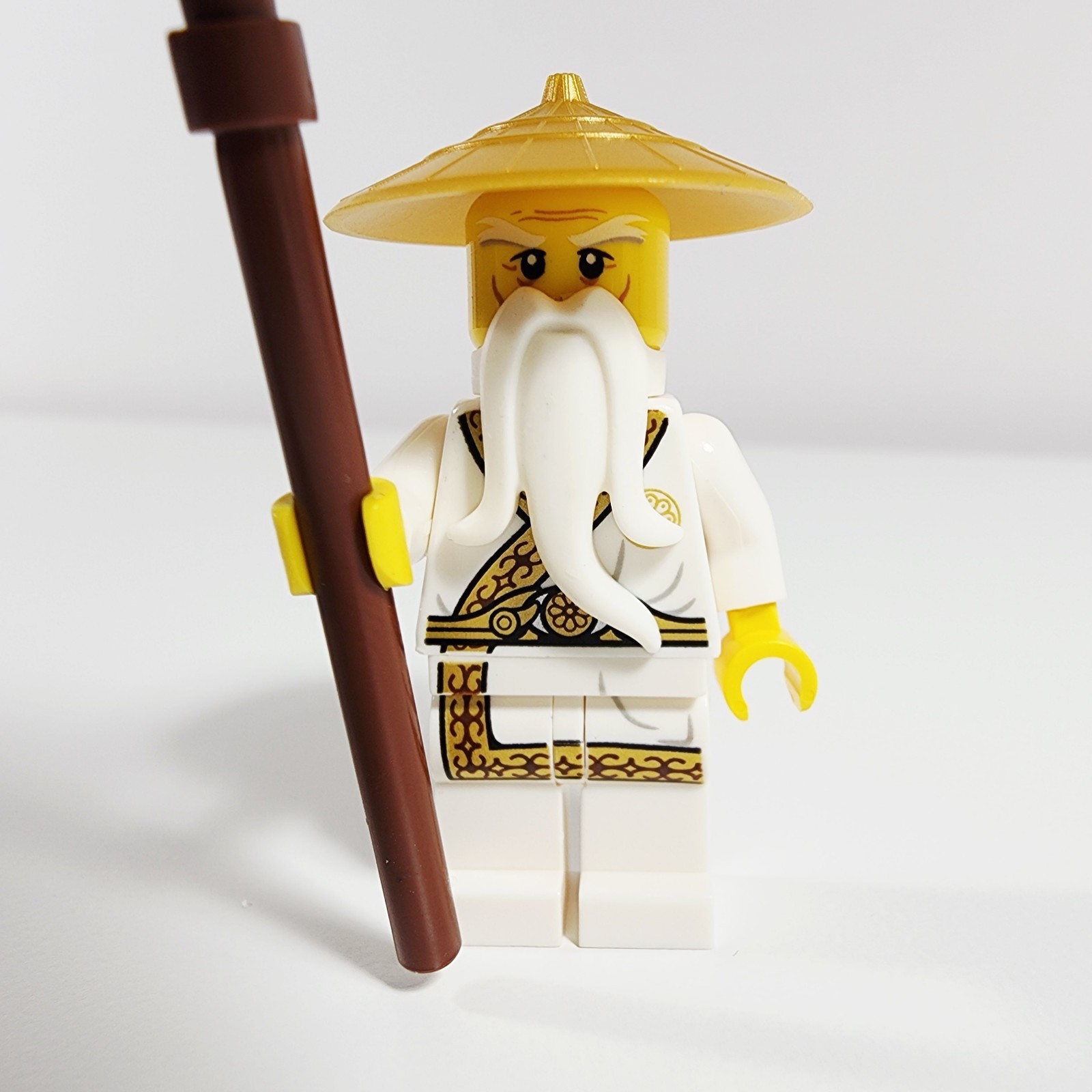 Lego Wu Sensei Minifigure Gold Trimmed Outfit Ninjago njo0180